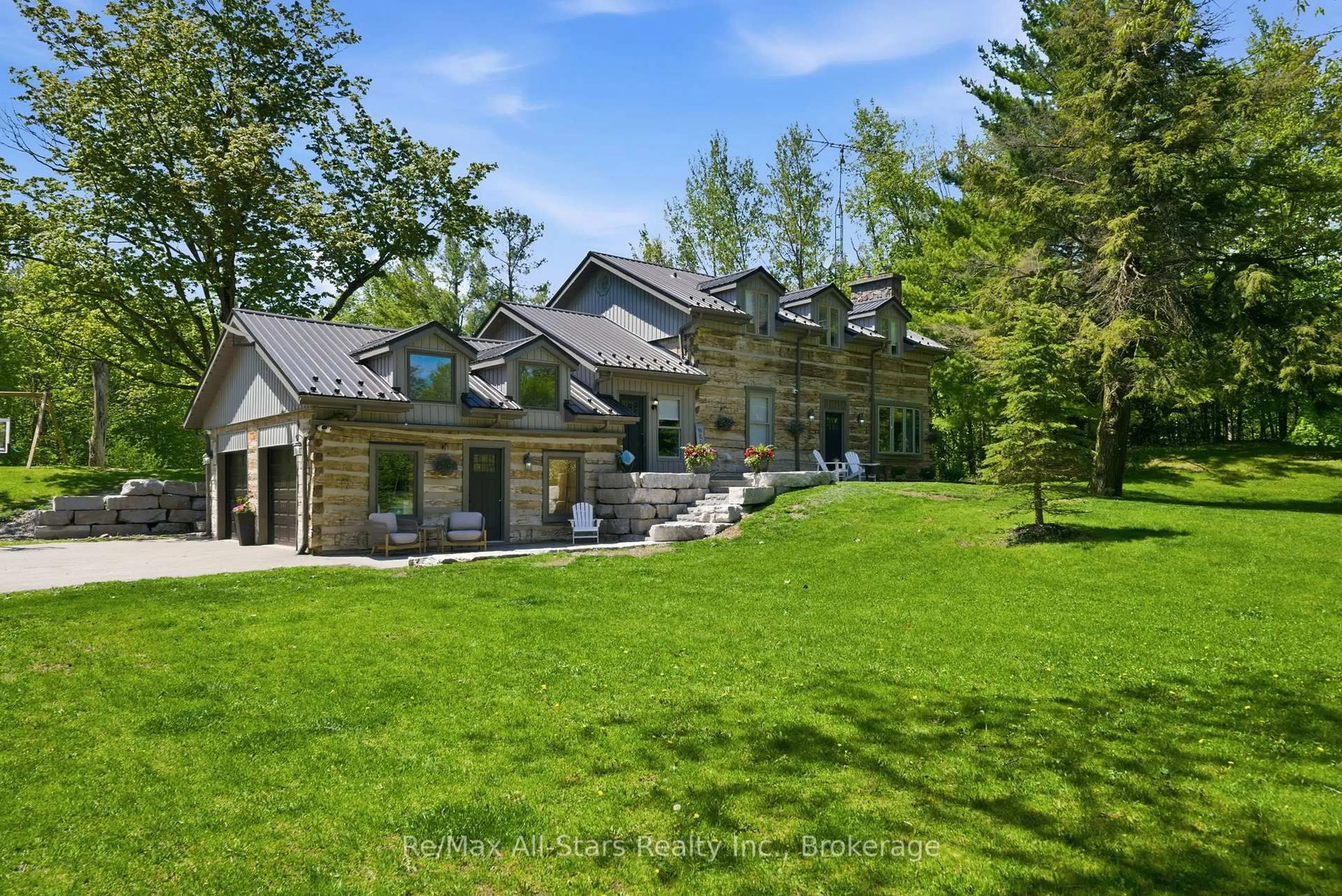 Unknown for 24 The Pines Lane, Brock Ontario L0C 1H0