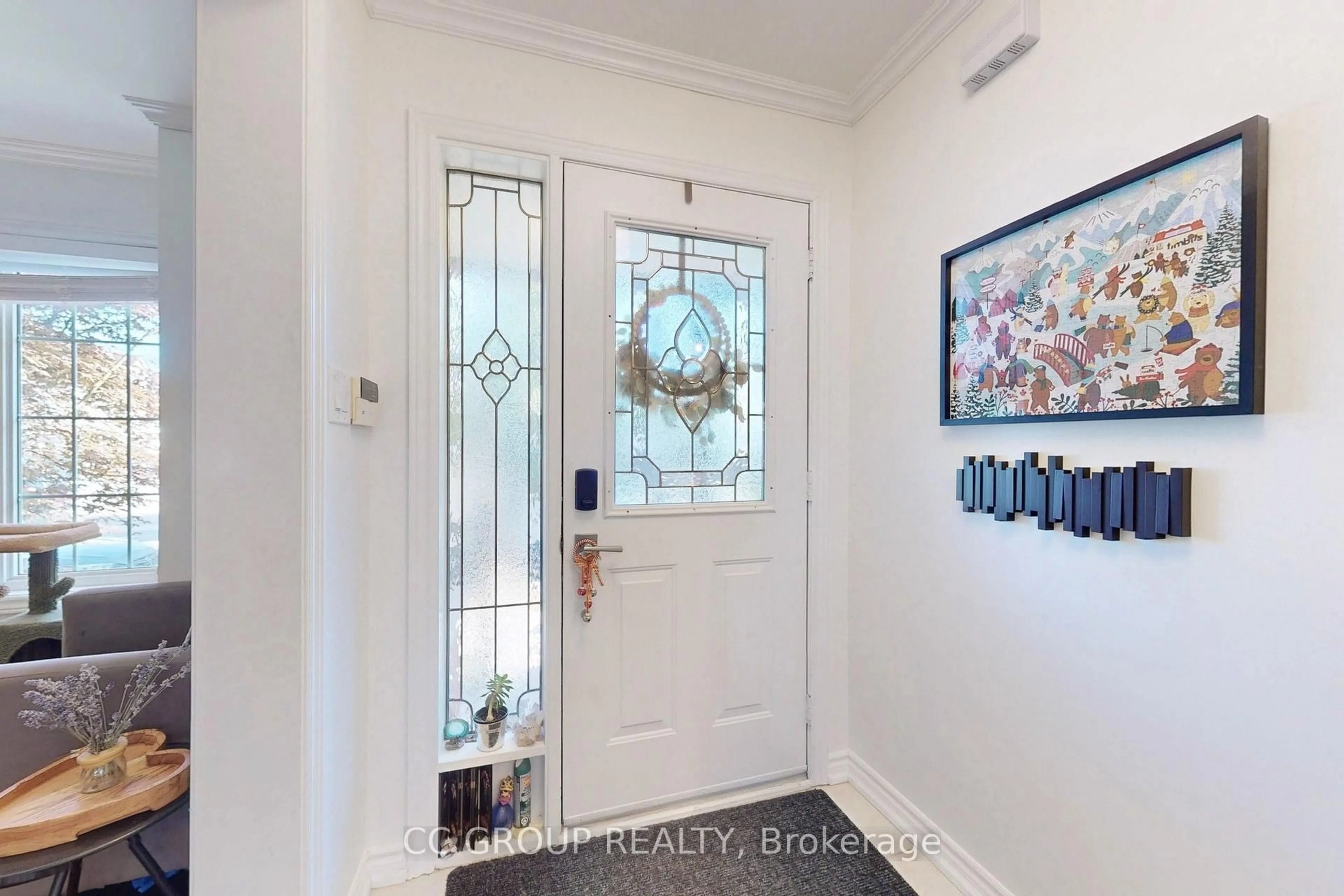 Indoor entryway for 34 Glendennan Ave, Markham Ontario L6B 1C7