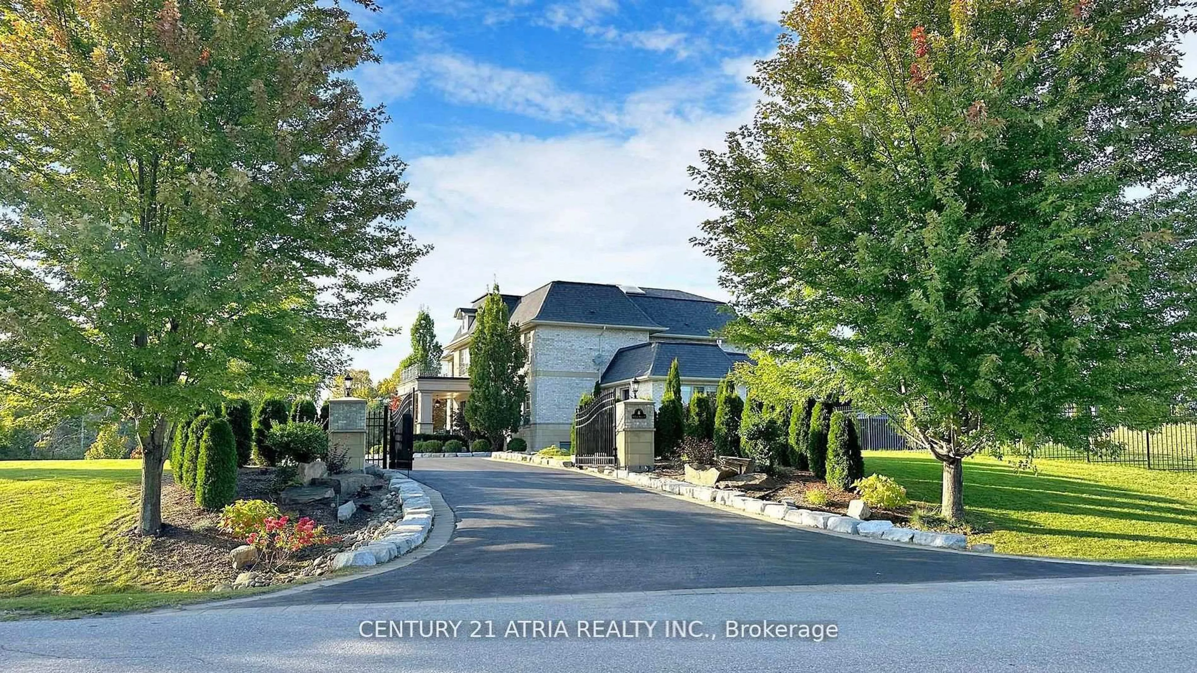 Unknown for 111 Lake Woods Dr, Whitchurch-Stouffville Ontario L4A 1P1