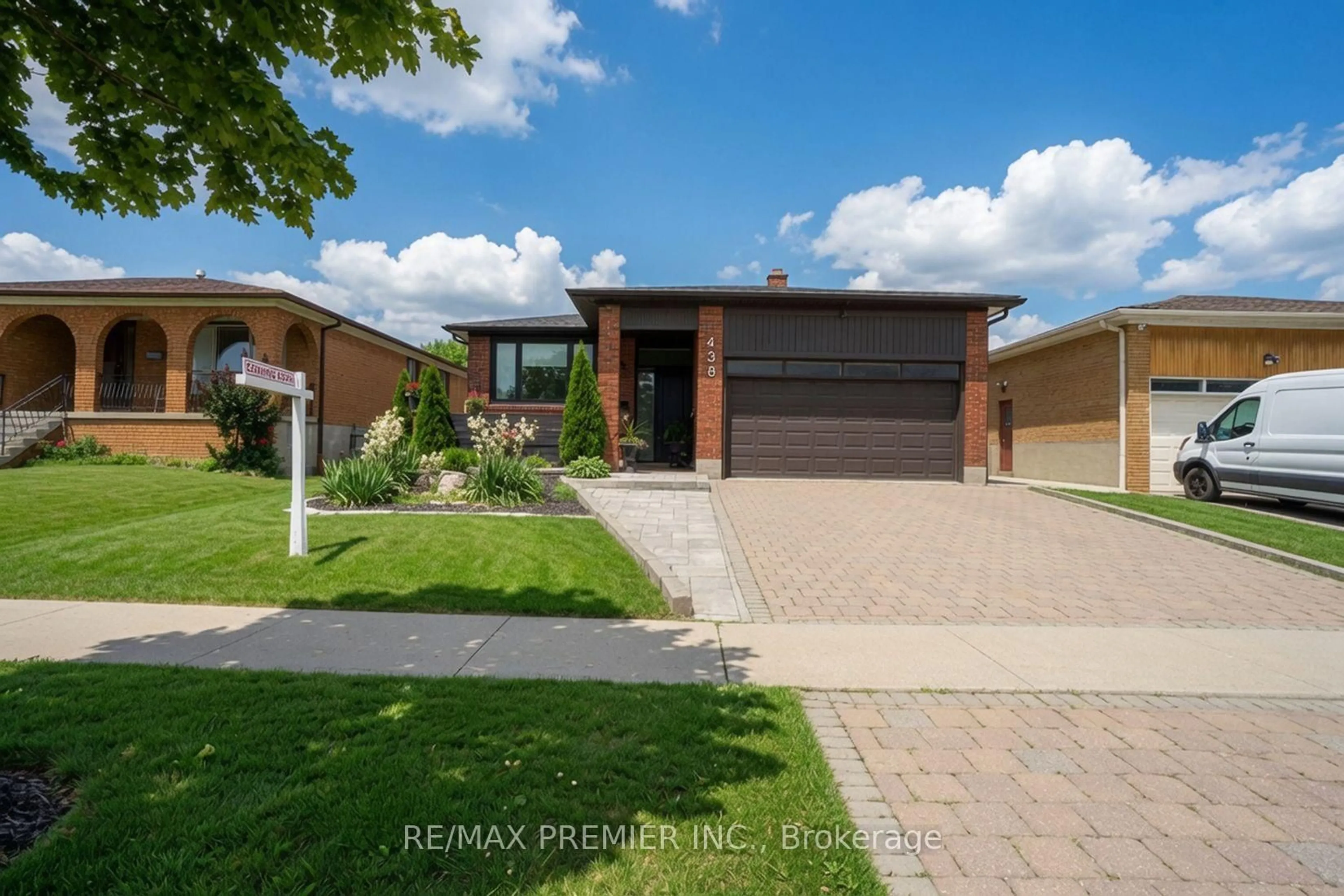 Home with brick exterior material, street for 438 Woodbridge Ave, Vaughan Ontario L4L 2T4