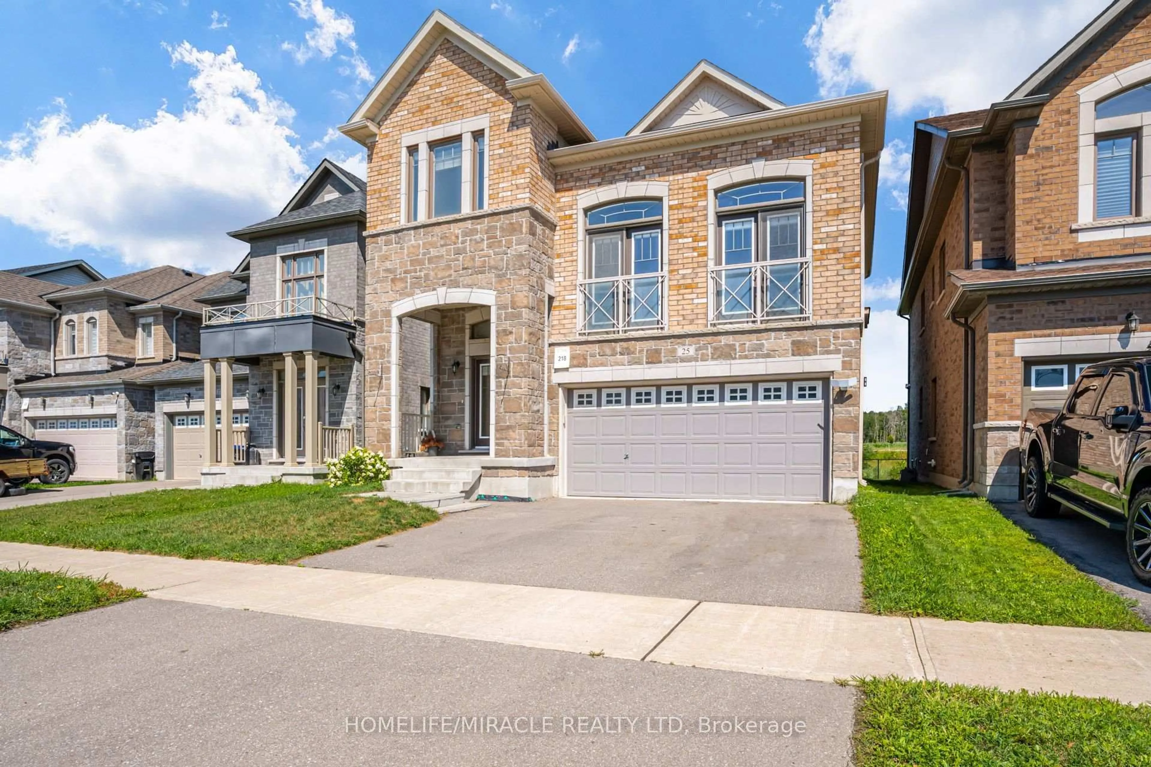 Home with brick exterior material, street for 25 Lorne Thomas Pl, New Tecumseth Ontario L9R 0T8