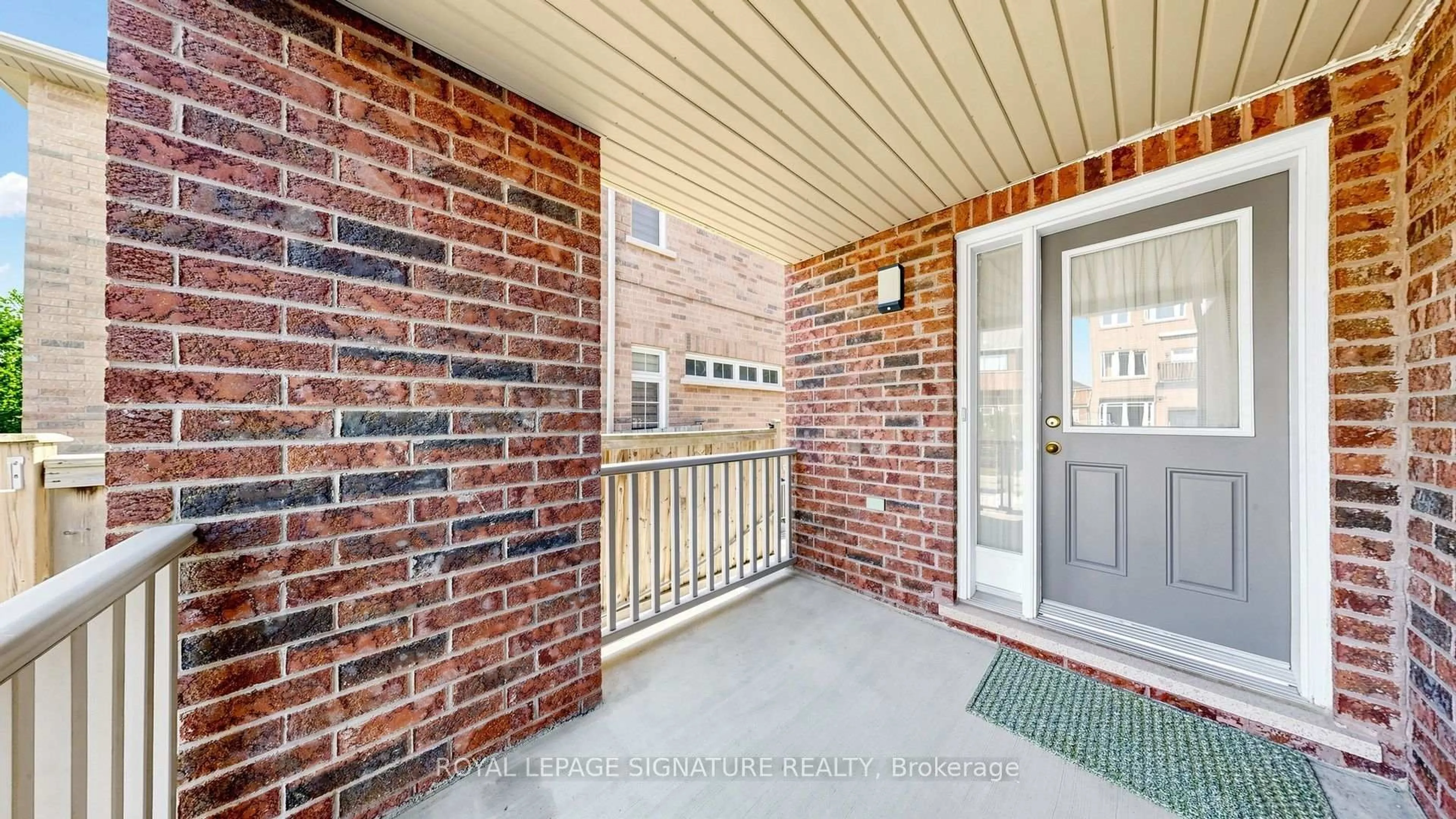 Indoor entryway for 7 Rock Garden St, Markham Ontario L6B 0J6