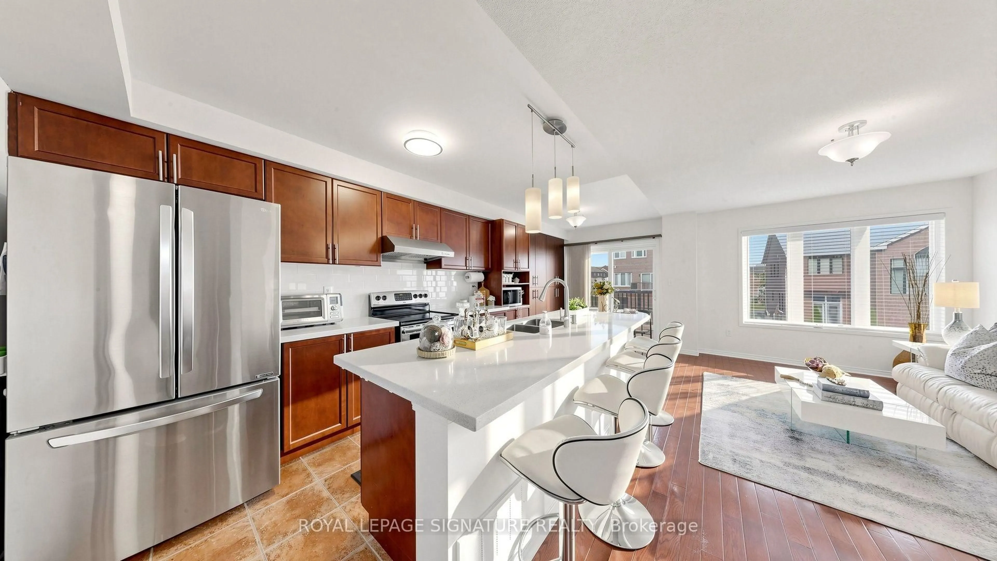 Open concept kitchen, ceramic/tile floor for 7 Rock Garden St, Markham Ontario L6B 0J6