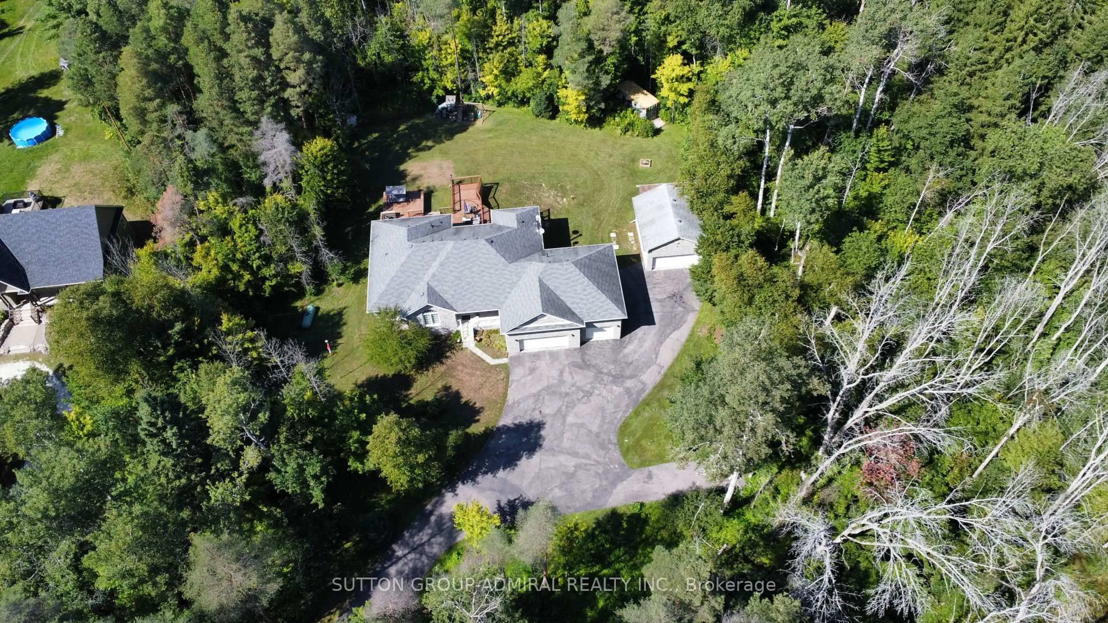 A pic from outside/outdoor area/front of a property/back of a property/a pic from drone, unknown for 8430 Tosorontio Sideroad 20 Sdrd, Adjala-Tosorontio Ontario L0M 1M0