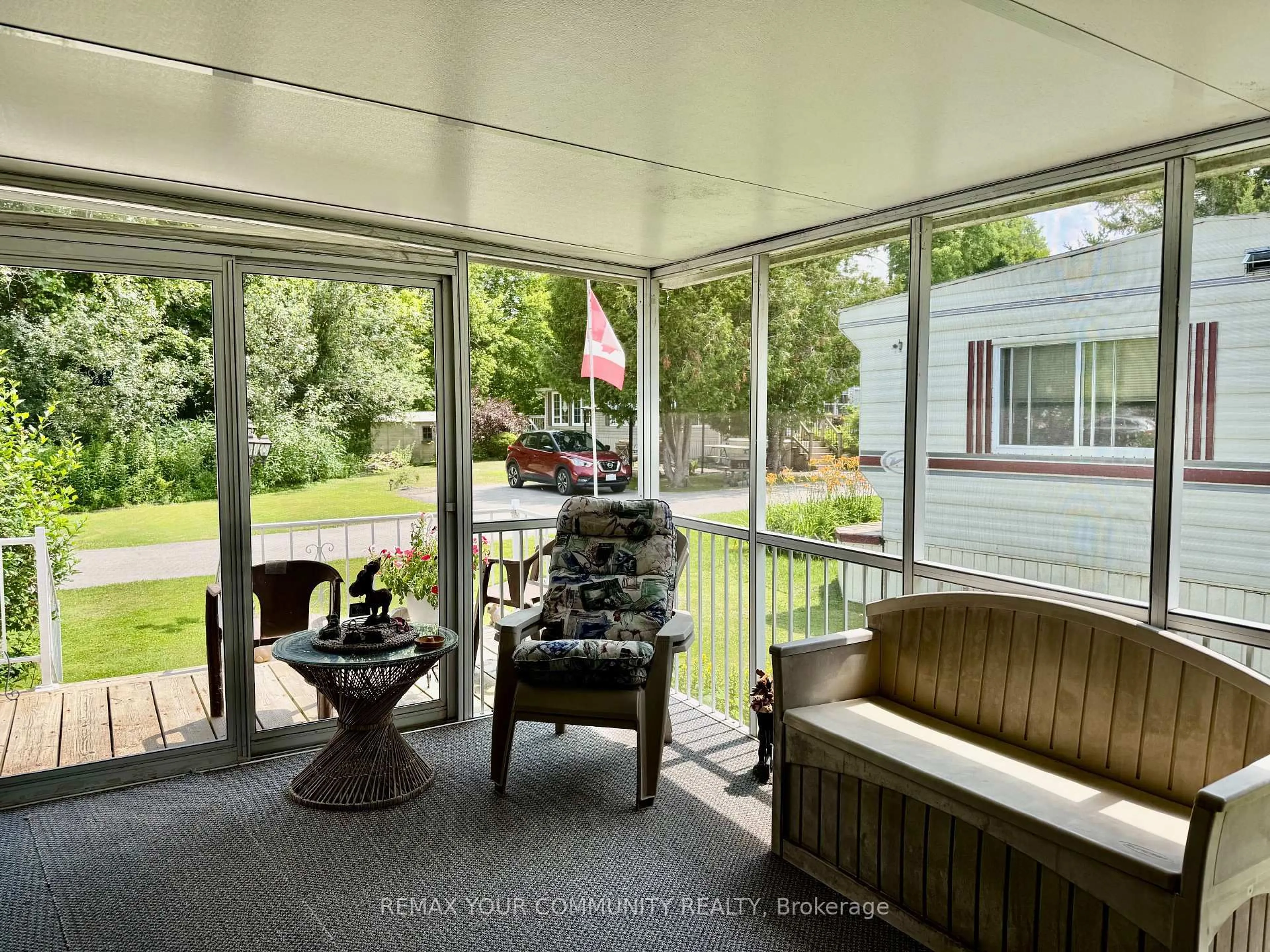 Patio, water/lake/river/ocean view for 285 Crydermans 313 Sdrd, Georgina Ontario L0E 1A0