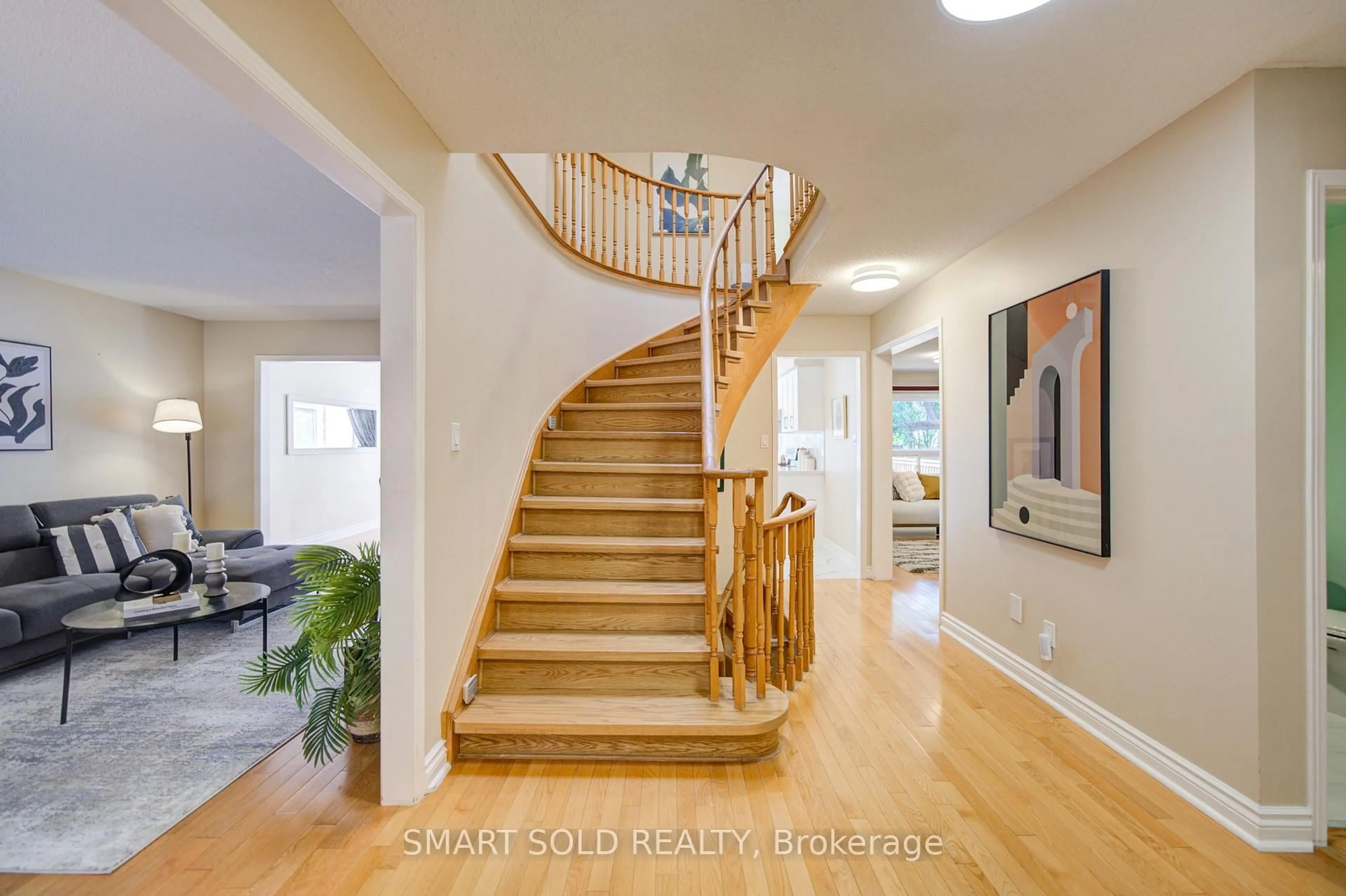 Unknown for 84 O'connor Cres, Richmond Hill Ontario L4C 7N8