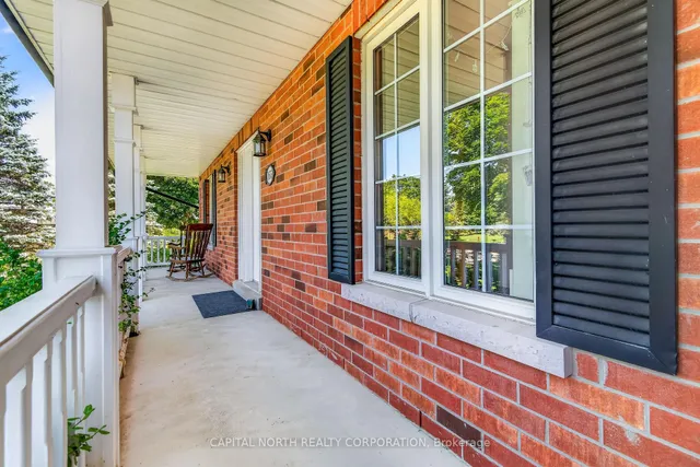 165 Edward Pottage Cres, King 5