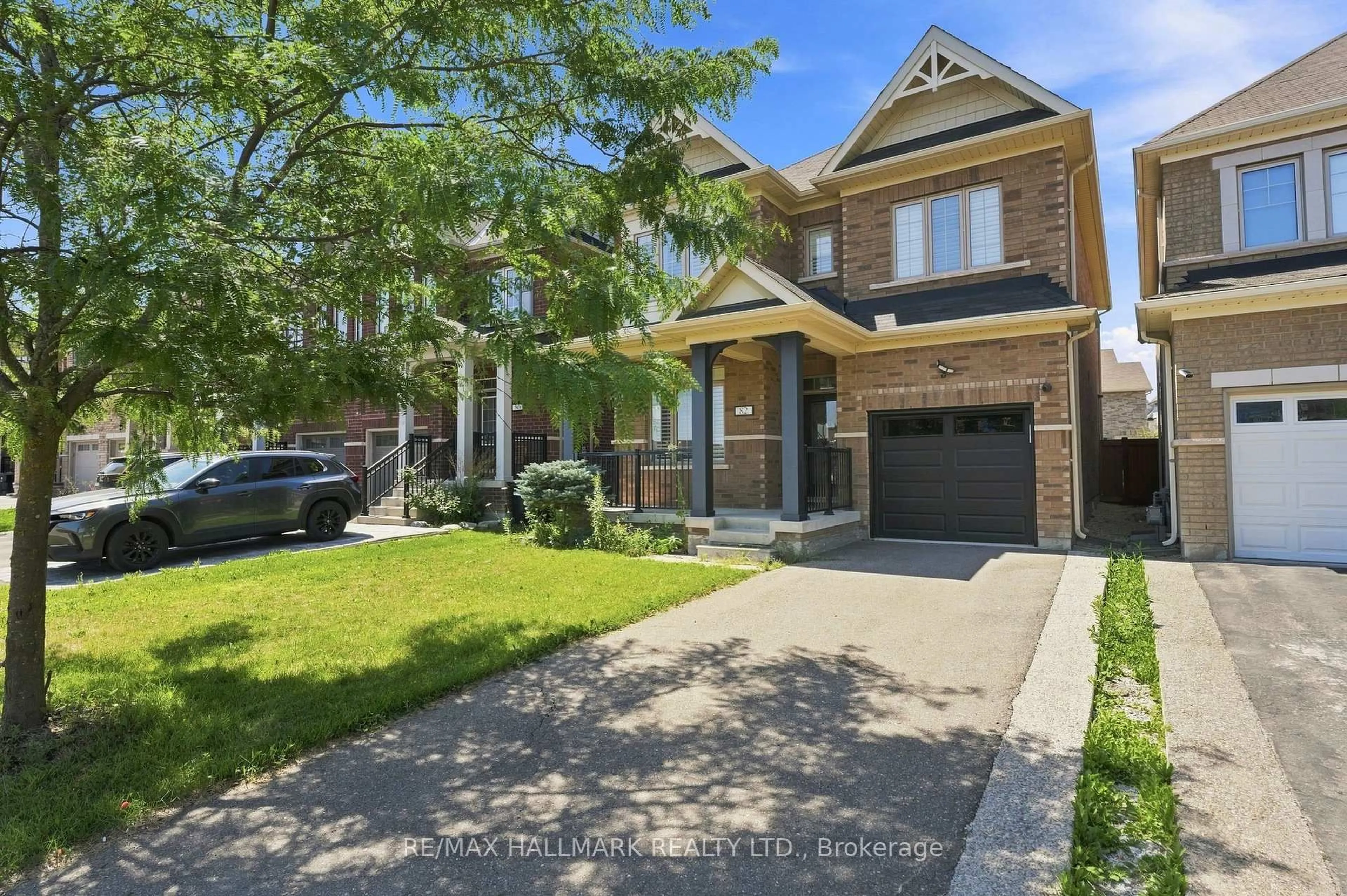 Home with brick exterior material, street for 82 Martin Tr, New Tecumseth Ontario L0G 1W0