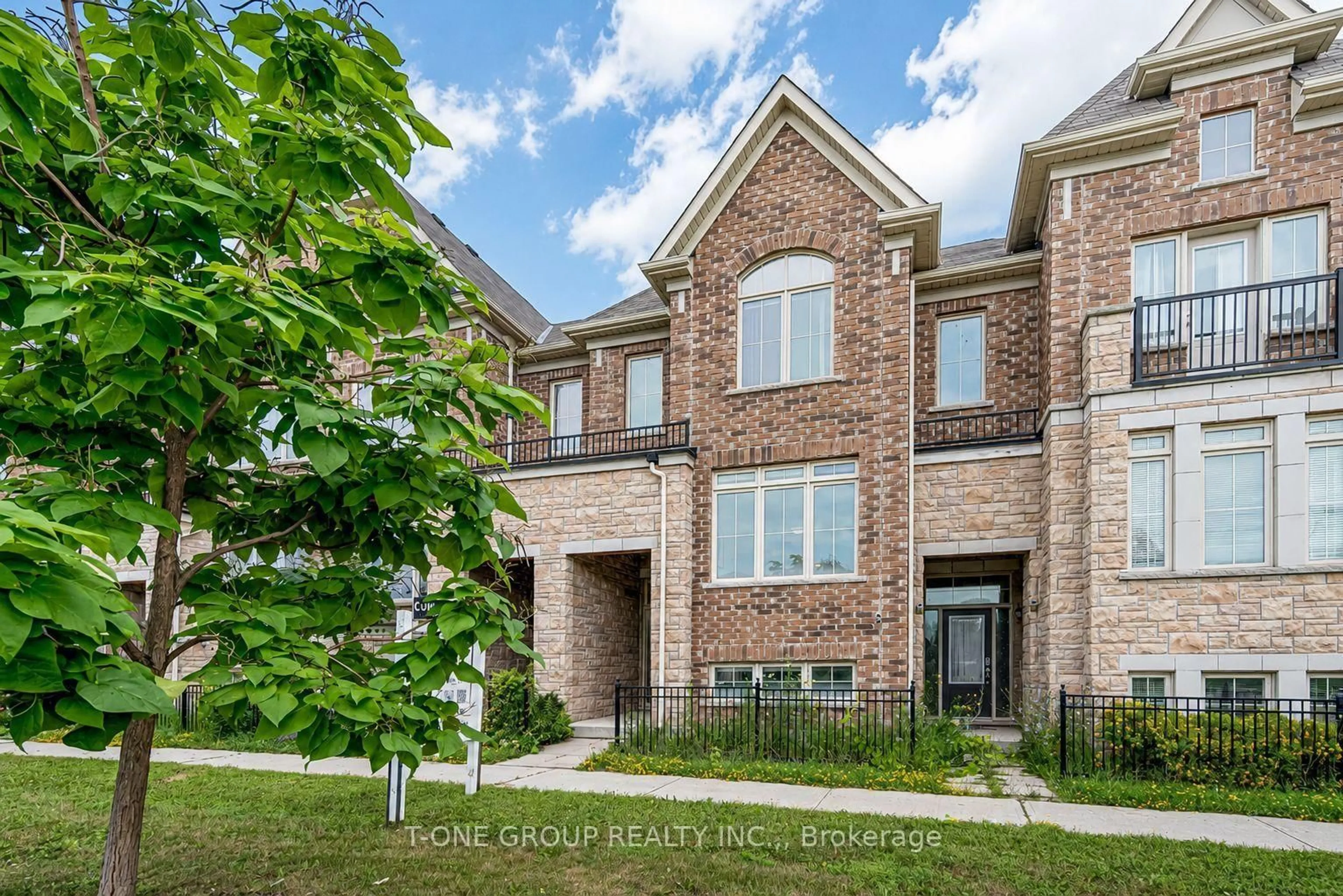 Home with brick exterior material, street for 27 Sharbot Lane, Markham Ontario L6E 0S7