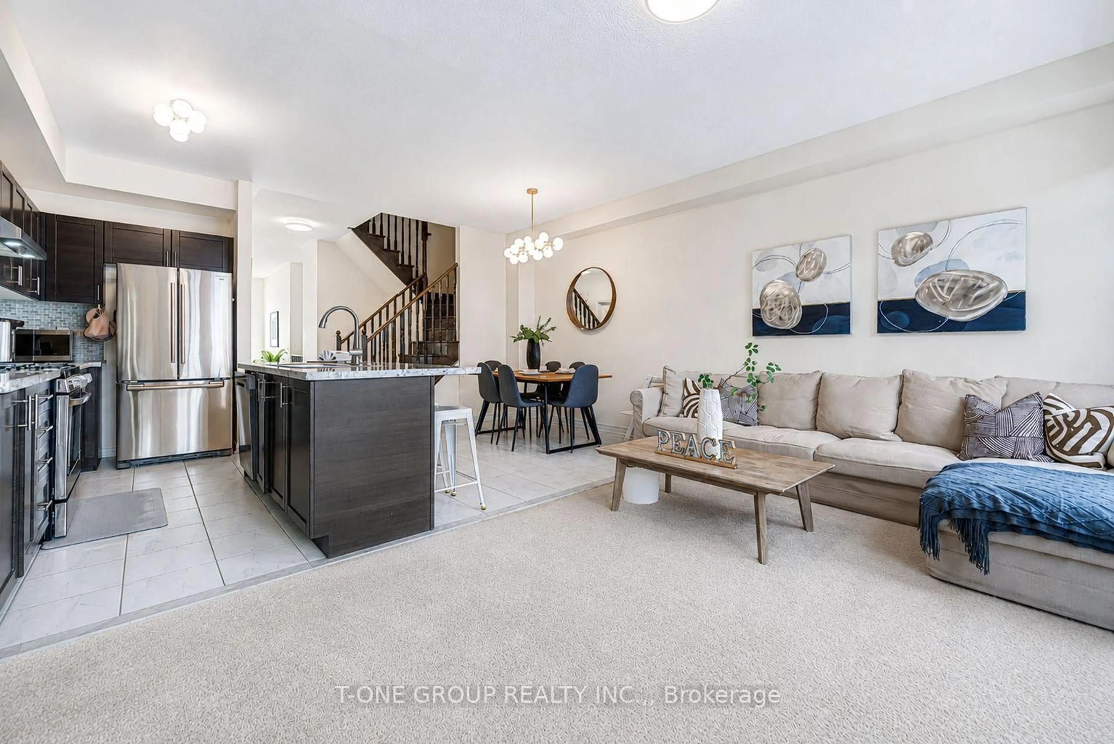 Living room with furniture, unknown for 27 Sharbot Lane, Markham Ontario L6E 0S7