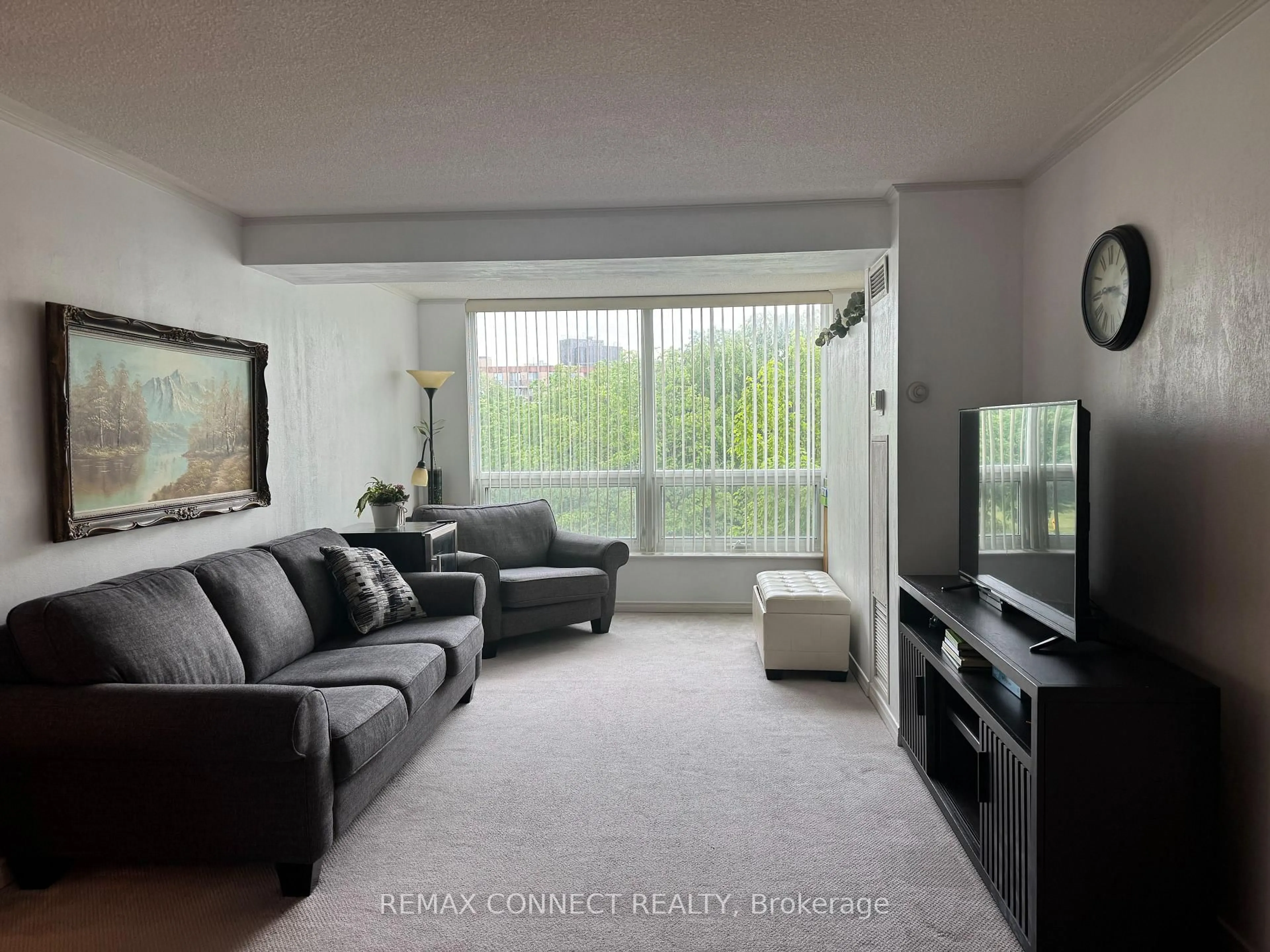 Living room with furniture, unknown for 326 Major Mackenzie Dr #221, Richmond Hill Ontario L4C 8T4