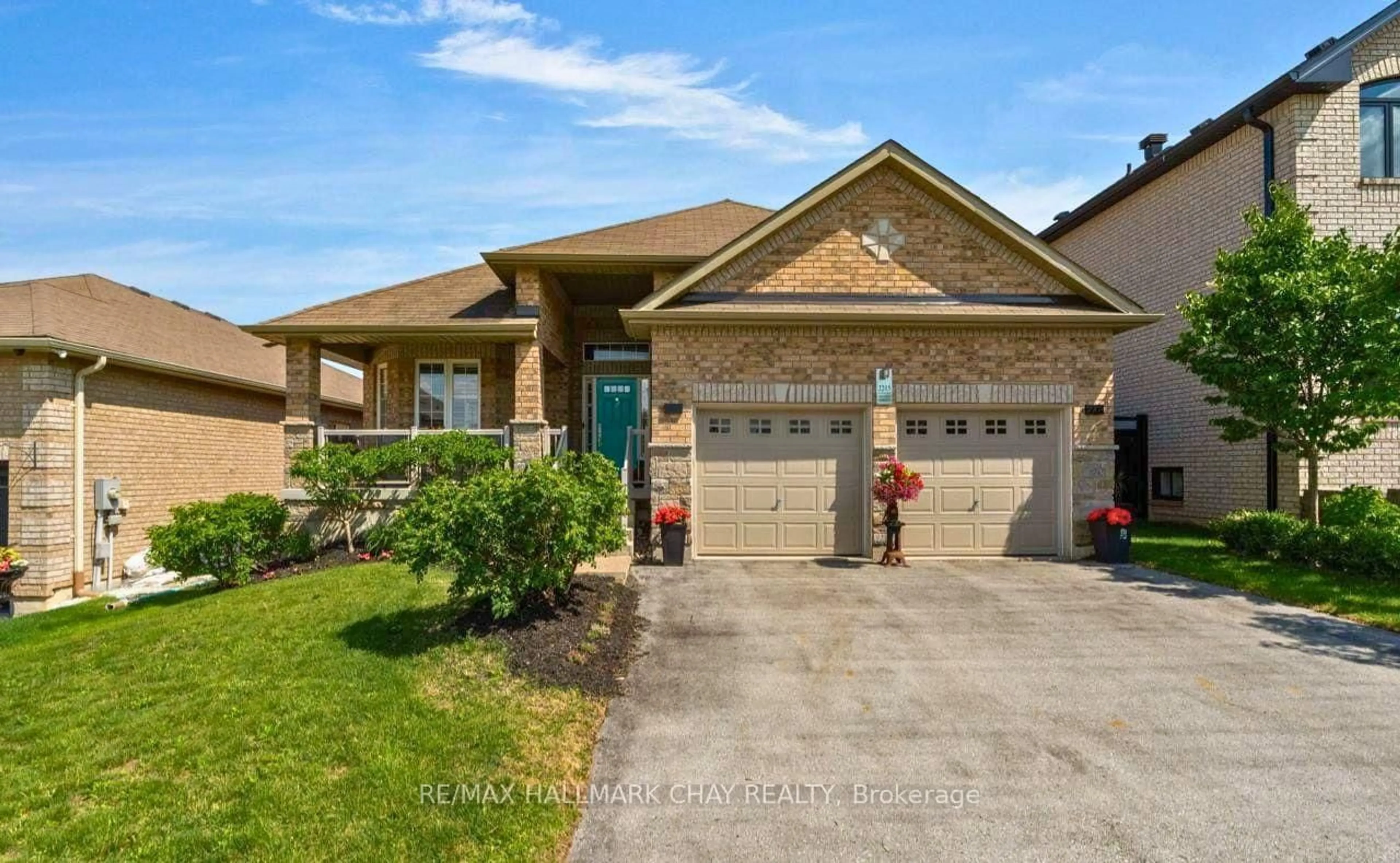 Home with brick exterior material, street for 2215 Nevils St, Innisfil Ontario L9S 0E2