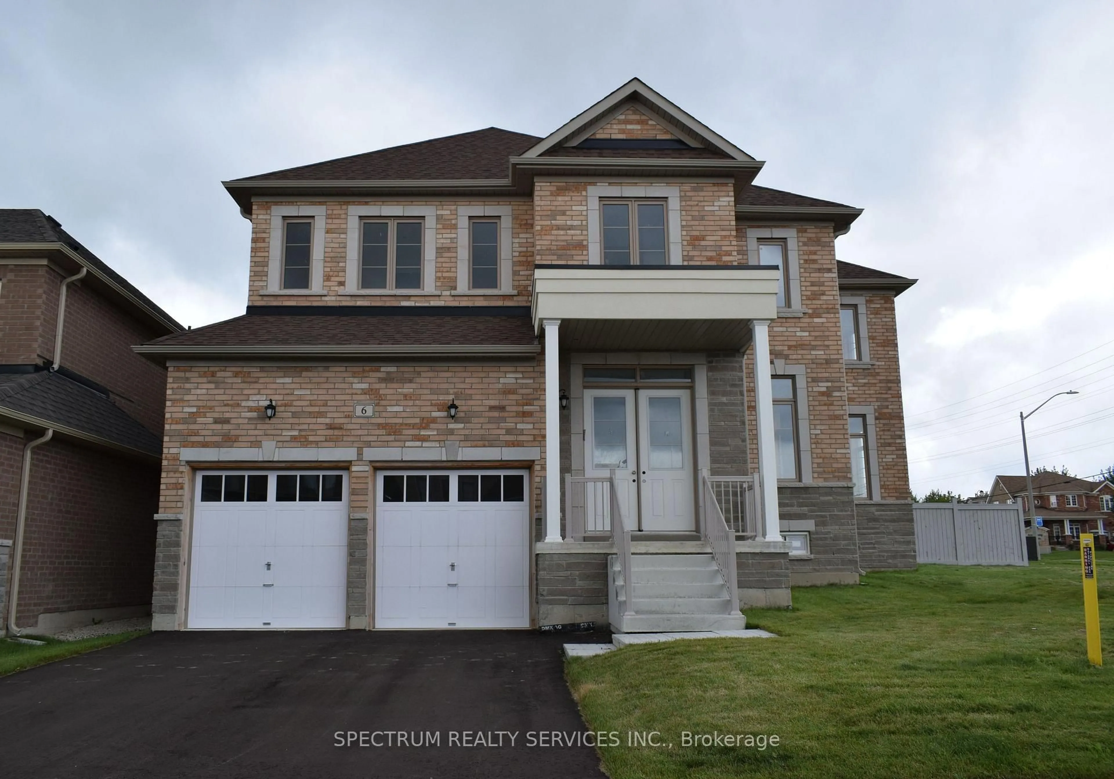 Home with brick exterior material, street for 6 Barrow Ave, Bradford West Gwillimbury Ontario L3Z 0W1