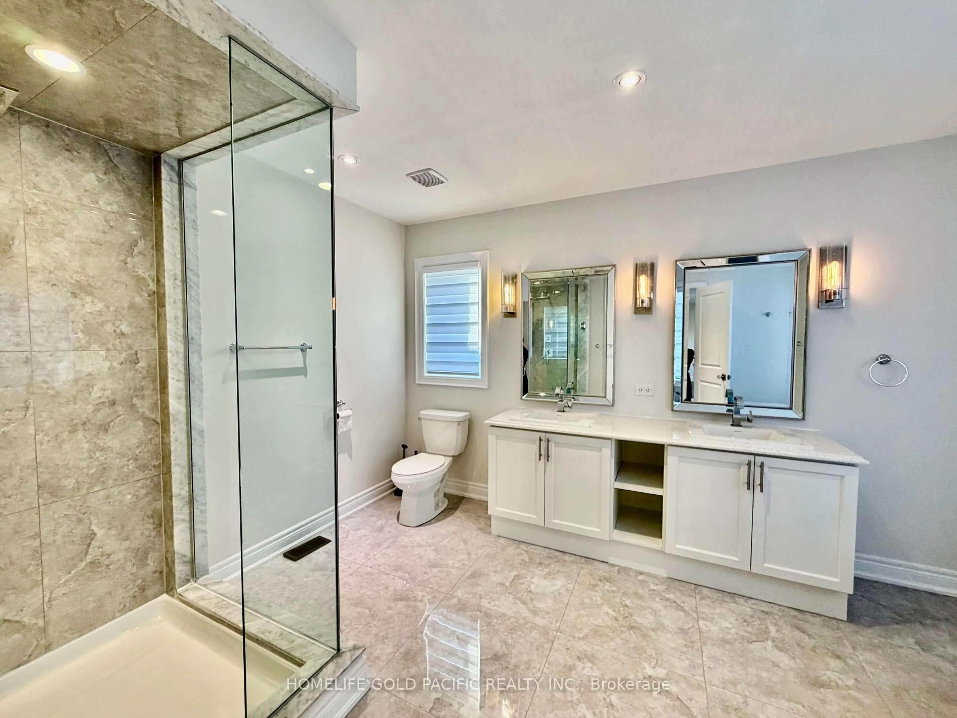 Contemporary bathroom, ceramic/tile floor for 46 Haskins Cres, Georgina Ontario L4P 0H5