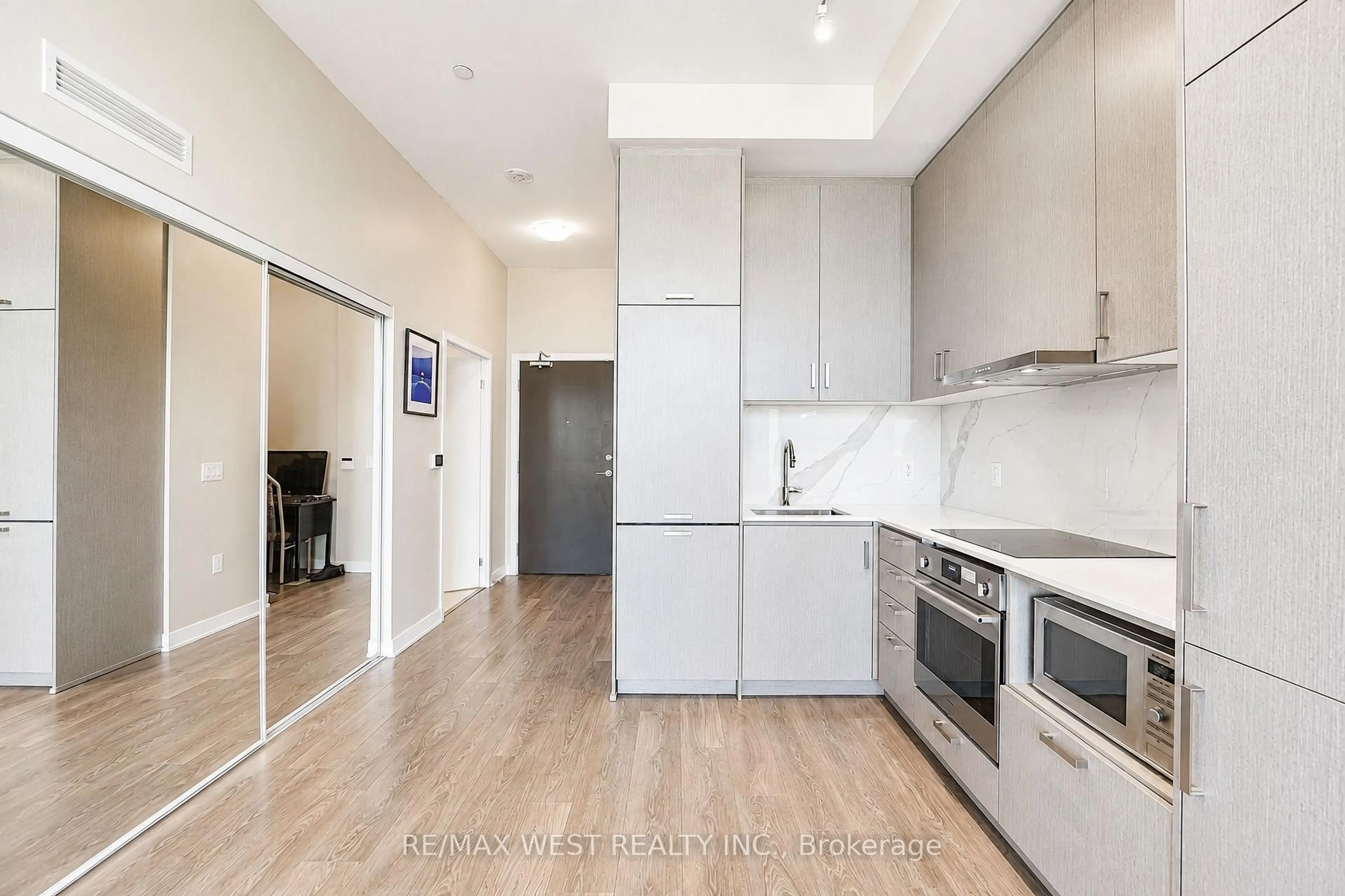 Standard kitchen, unknown for 60 Honeycrisp Cres #311, Vaughan Ontario L4K 0N5