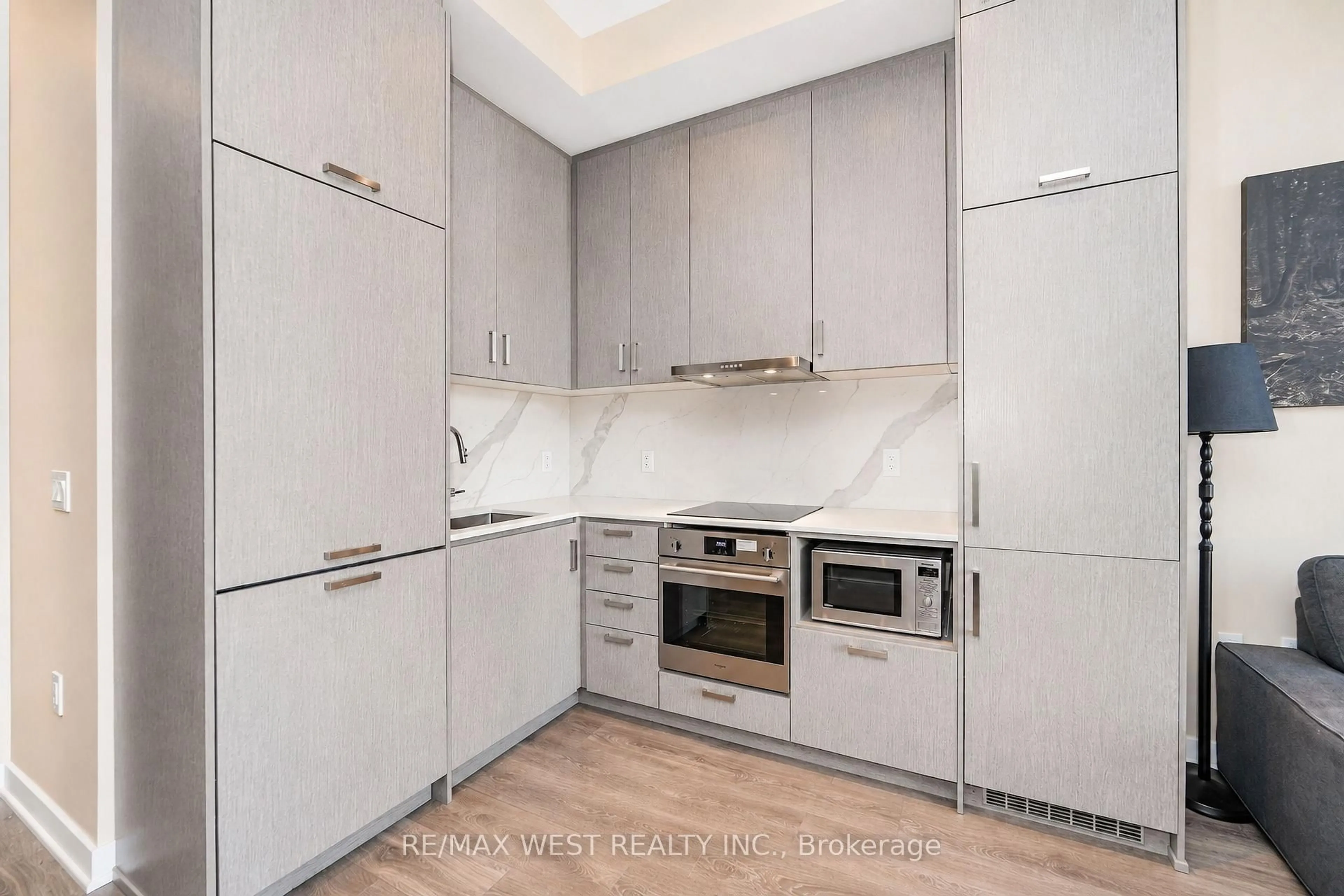Standard kitchen, ceramic/tile floor for 60 Honeycrisp Cres #311, Vaughan Ontario L4K 0N5