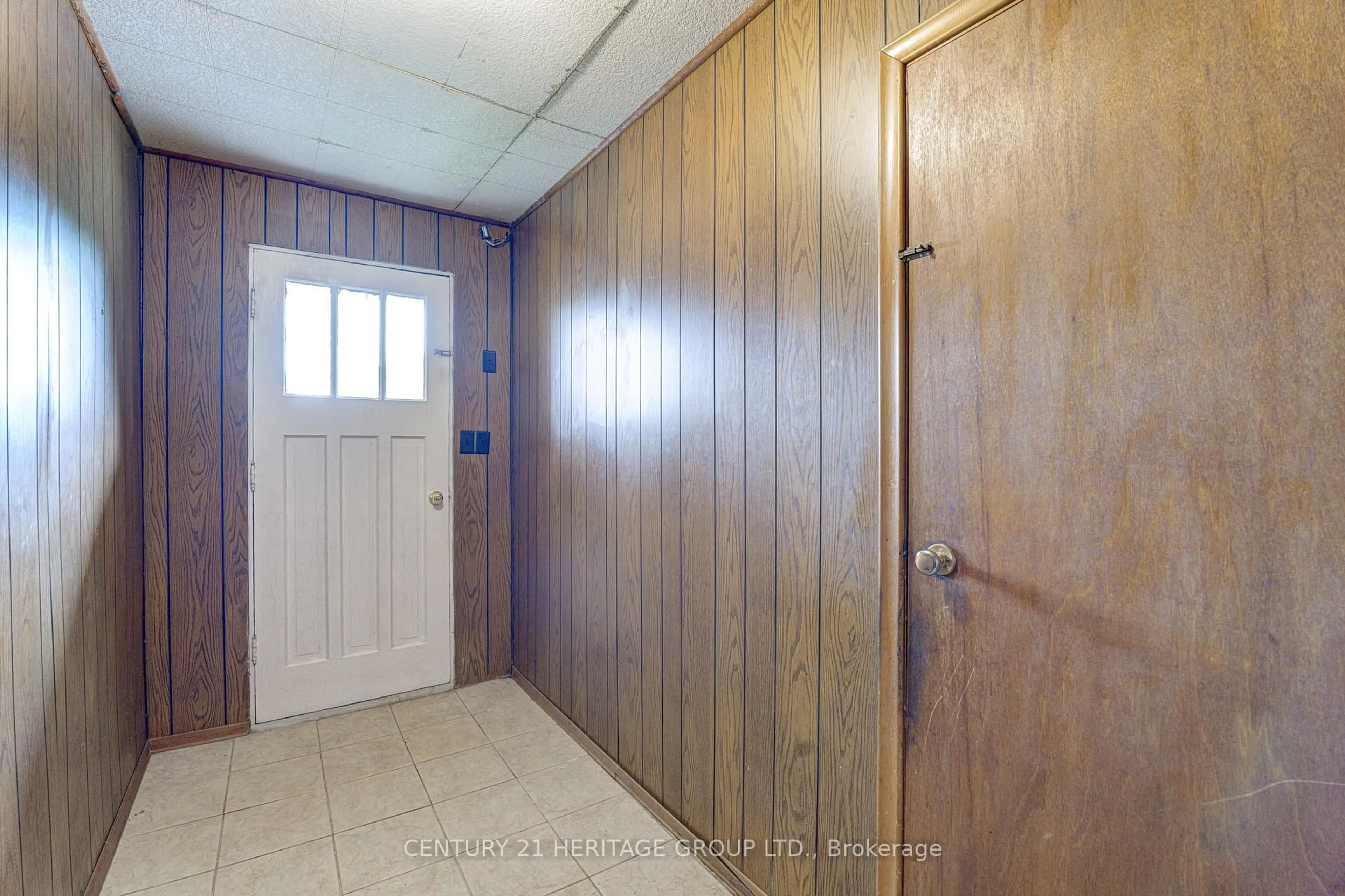 Unknown for 270 Walker Ave, Bradford West Gwillimbury Ontario L3Z 1Y6