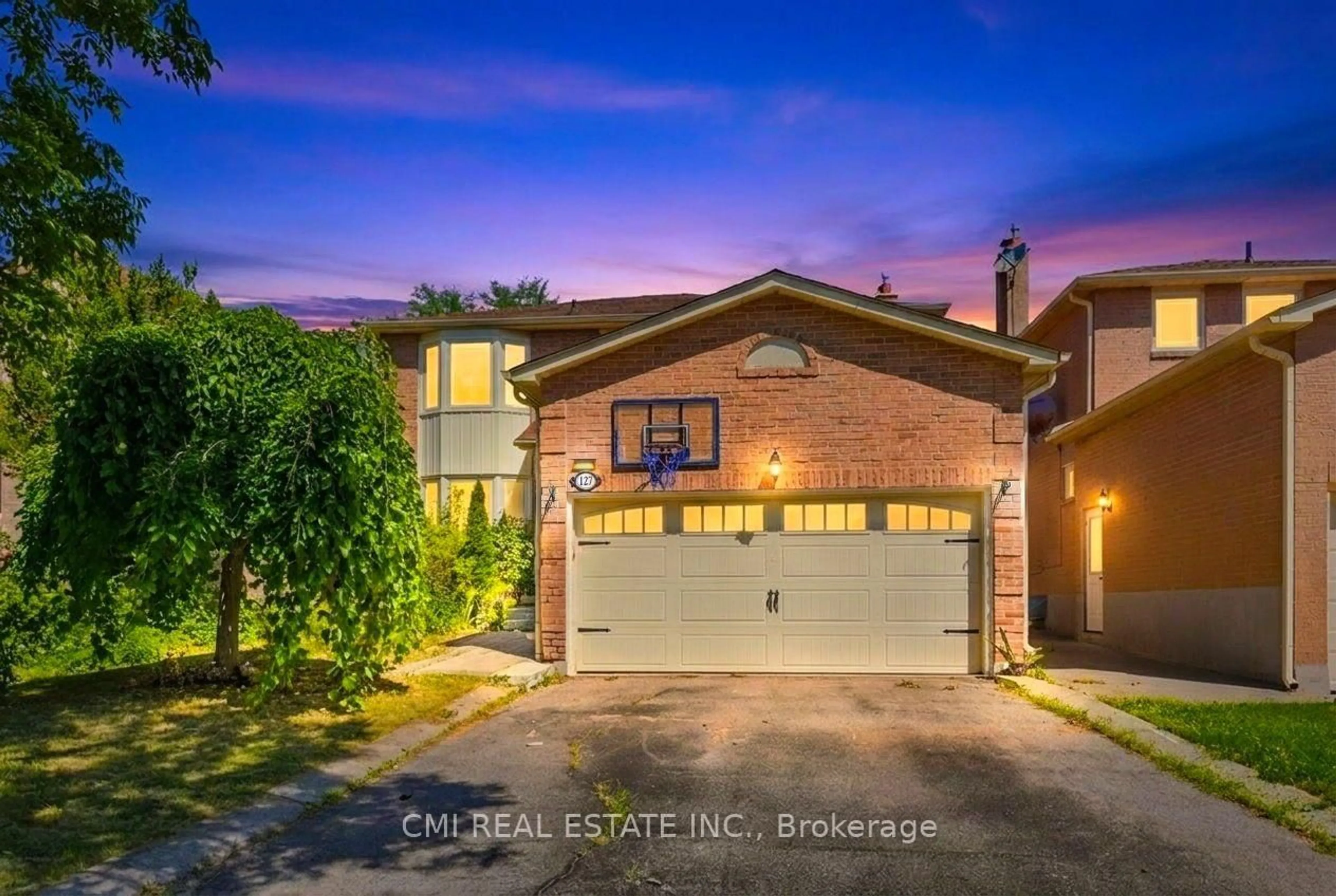 Home with brick exterior material, street for 127 O'connor Cres, Richmond Hill Ontario L4C 7R7