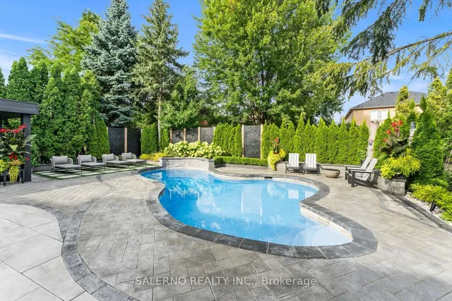 107 Deerchase Circ, Vaughan 2