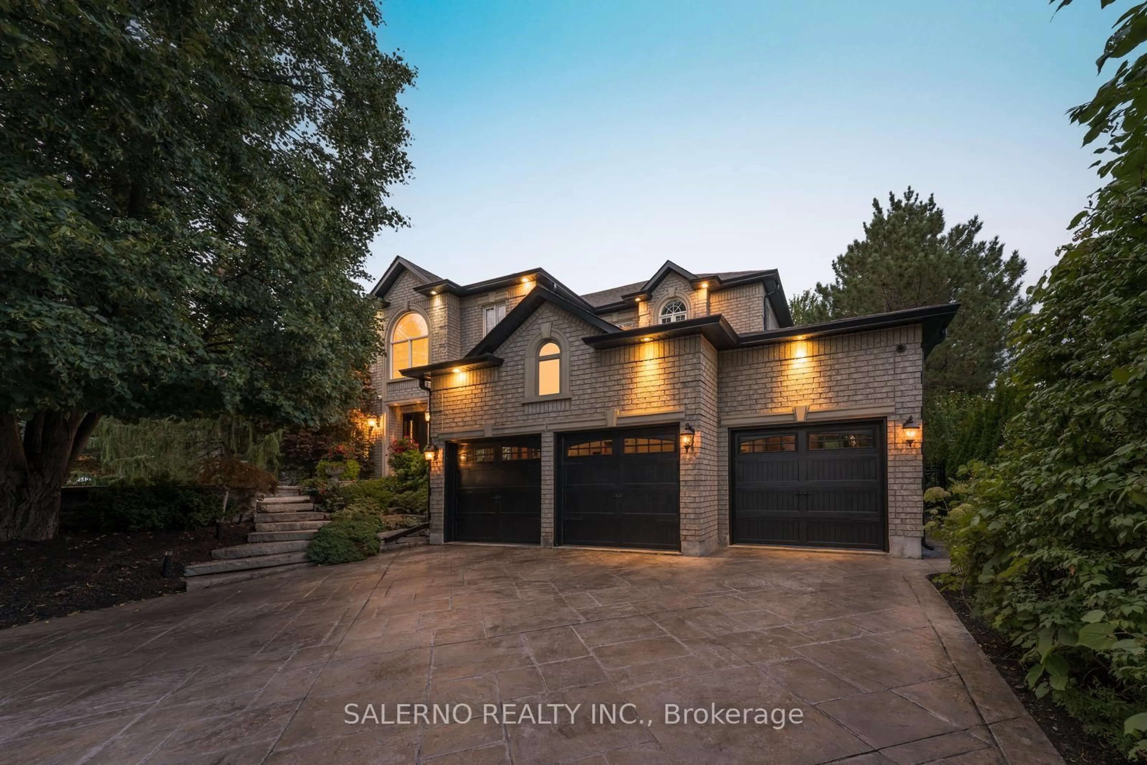 Indoor entryway for 107 Deerchase Circ, Vaughan Ontario L4H 1B4