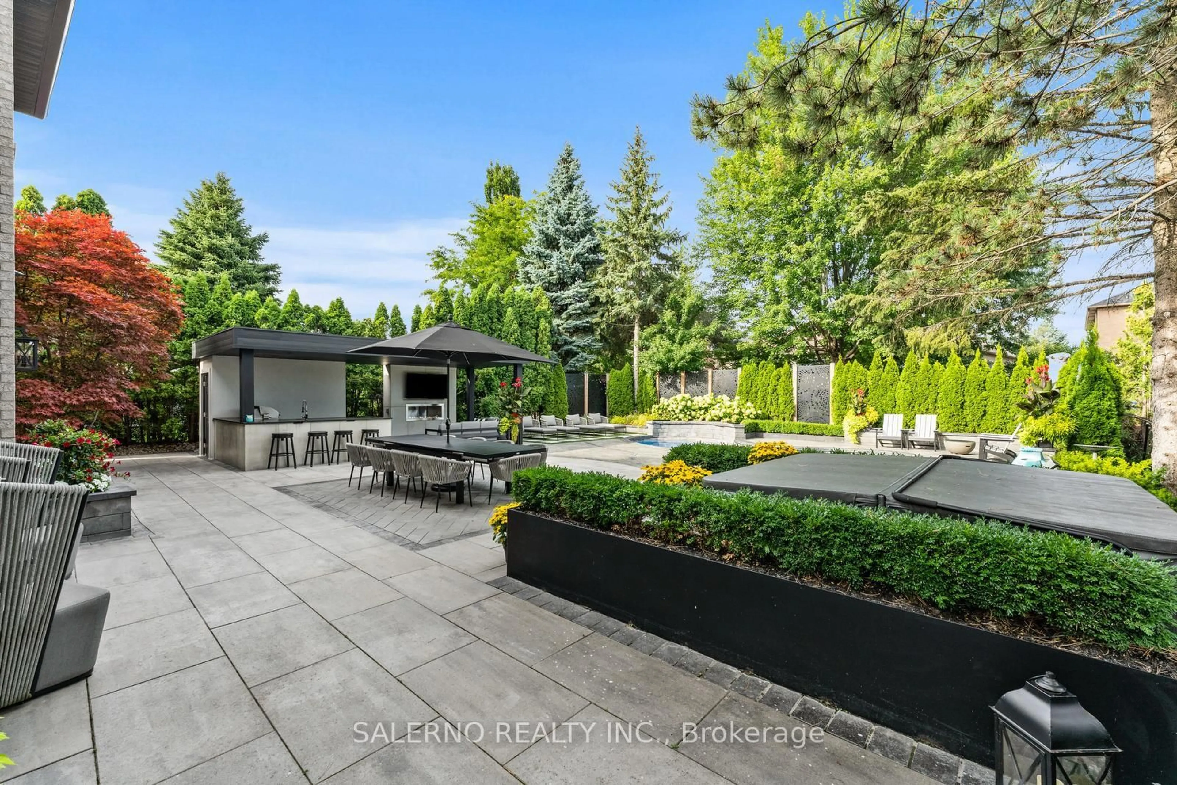 Patio, unknown for 107 Deerchase Circ, Vaughan Ontario L4H 1B4