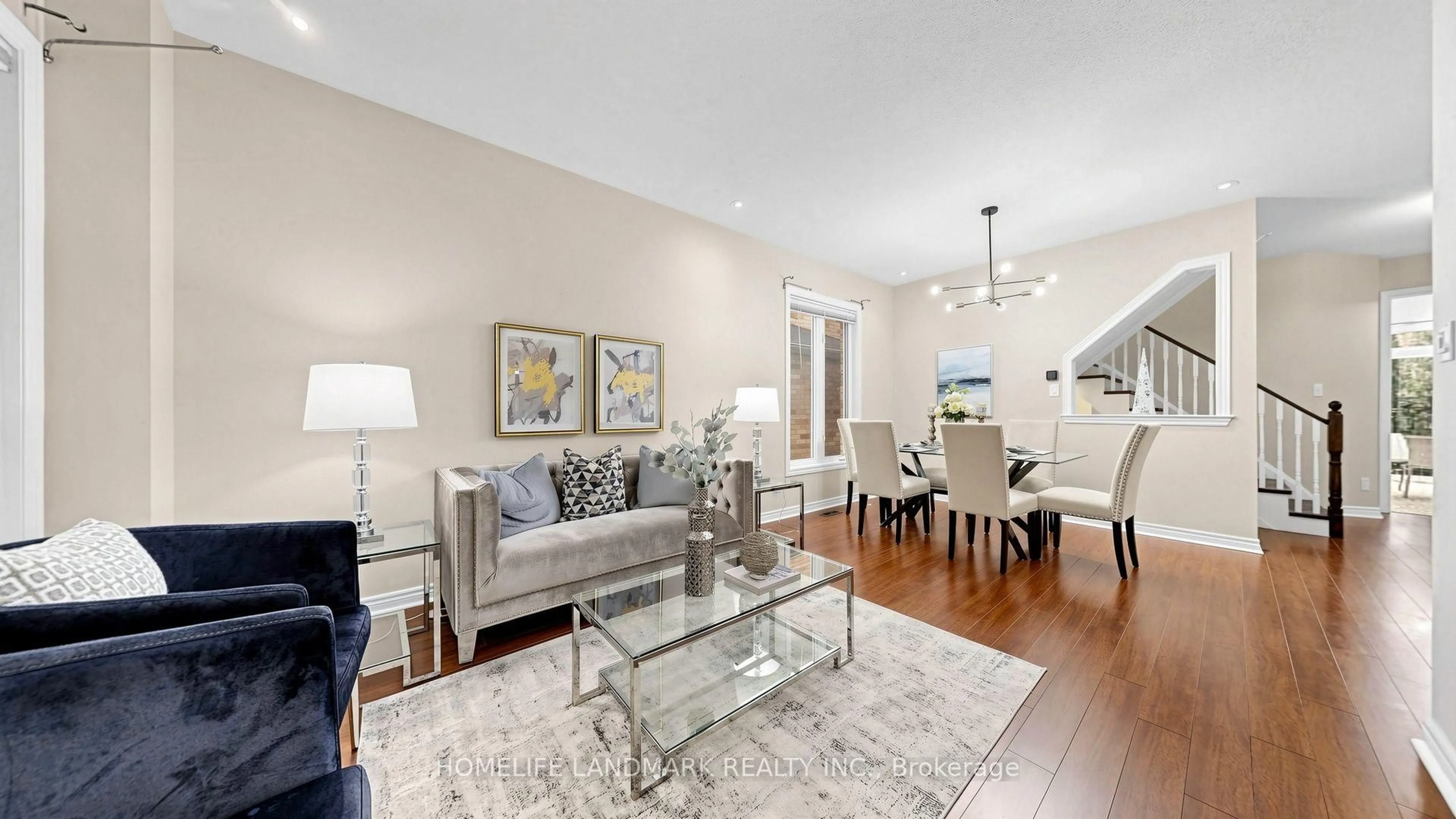 Living room with furniture, unknown for 129 Beare Tr, Newmarket Ontario L3X 3B6