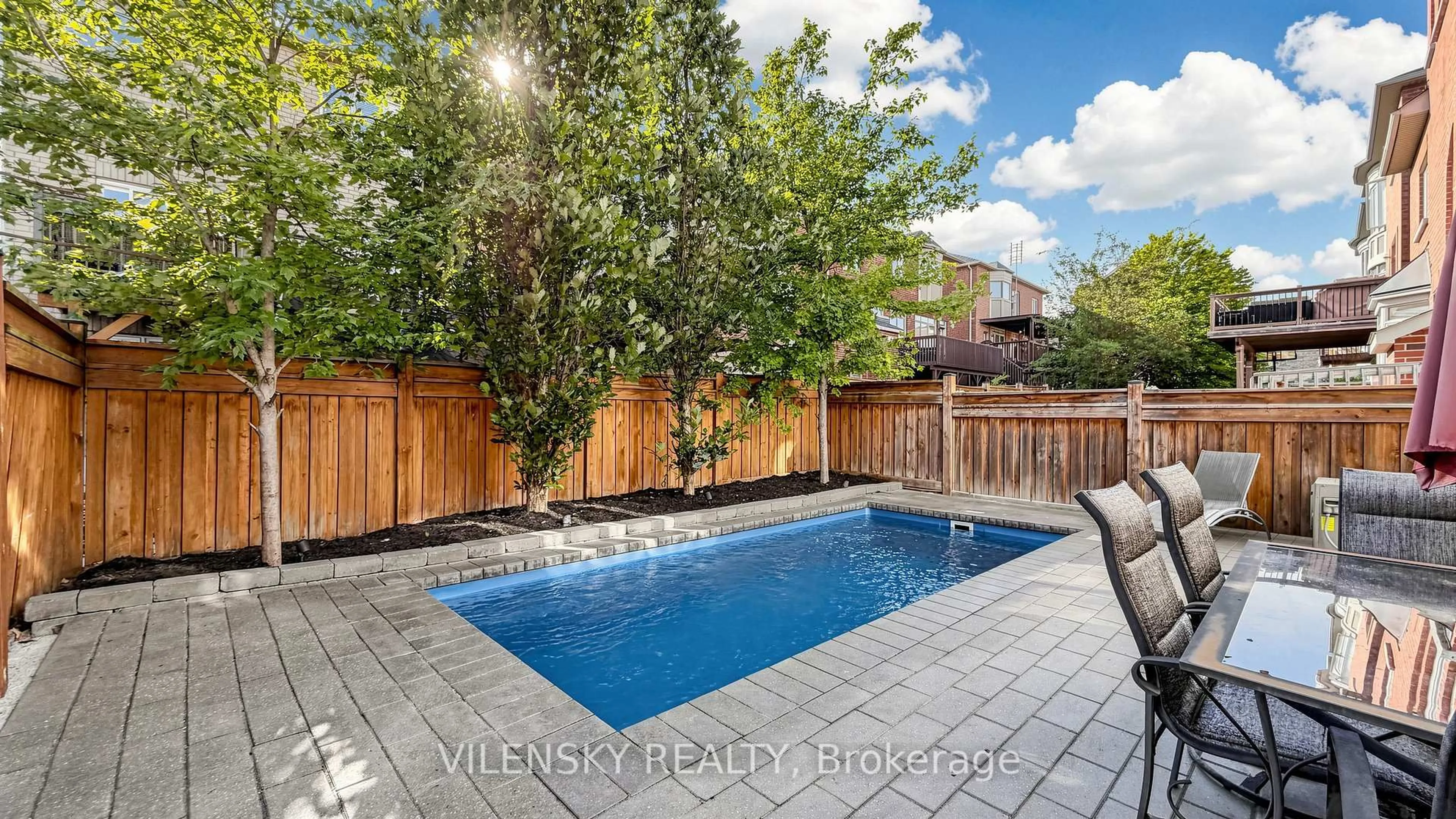 Pool for 294 Ilan Ramon Blvd, Vaughan Ontario L6A 0W4