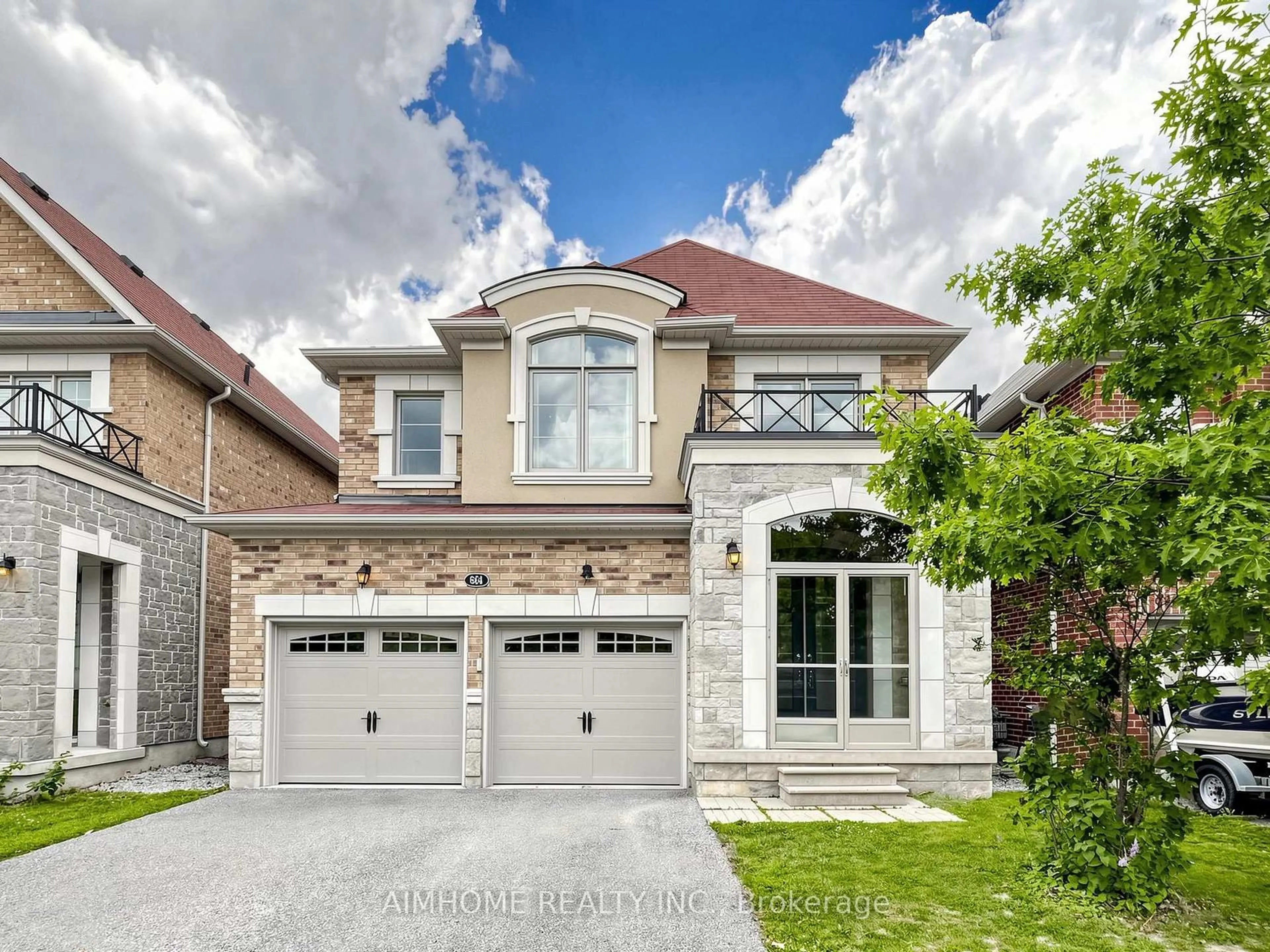 Home with brick exterior material, street for 664 Mcgregor Farm Tr, Newmarket Ontario L3X 0H3