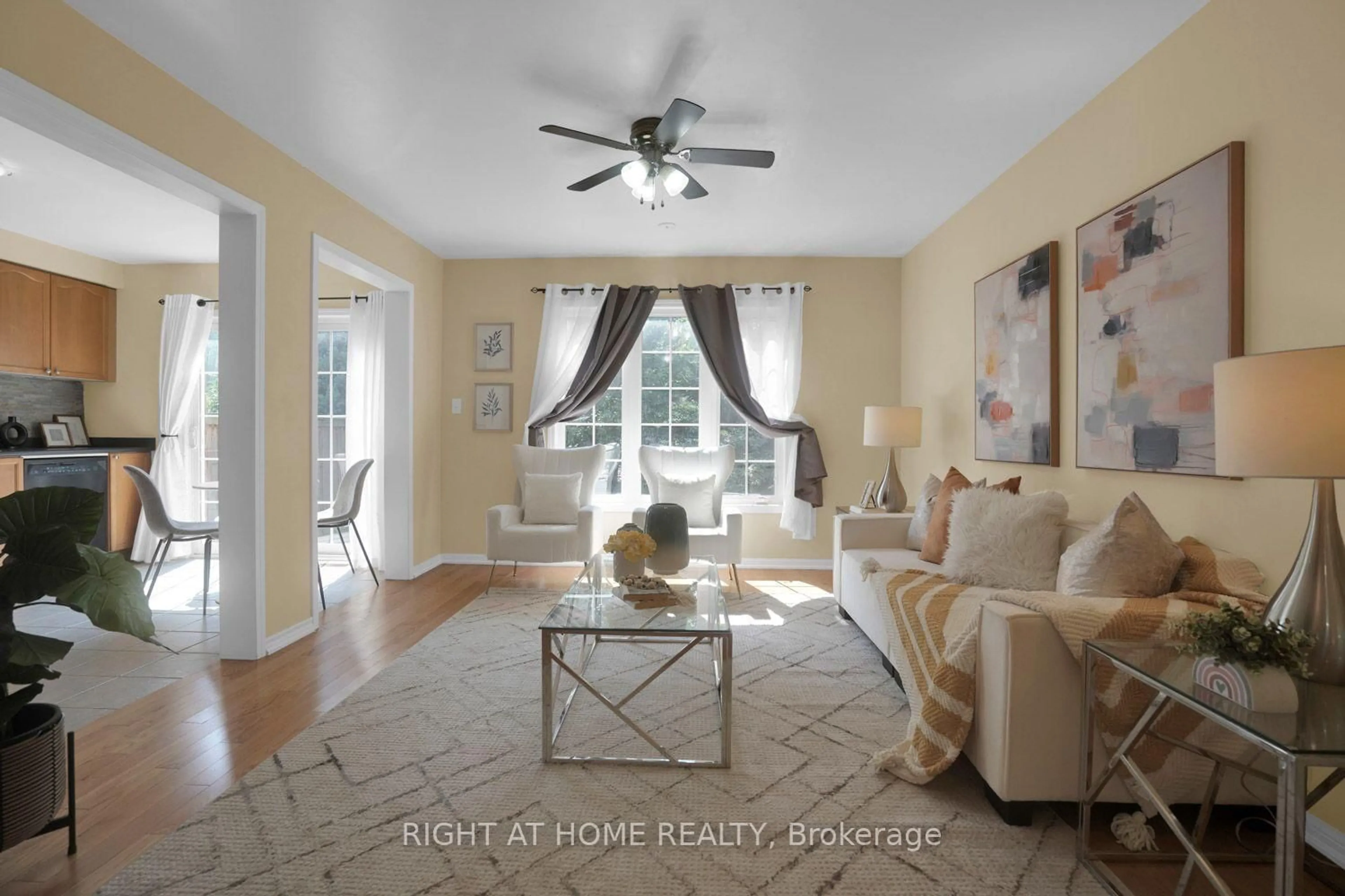 Living room with furniture, unknown for 84 Dougherty Cres, Whitchurch-Stouffville Ontario L4A 0A2