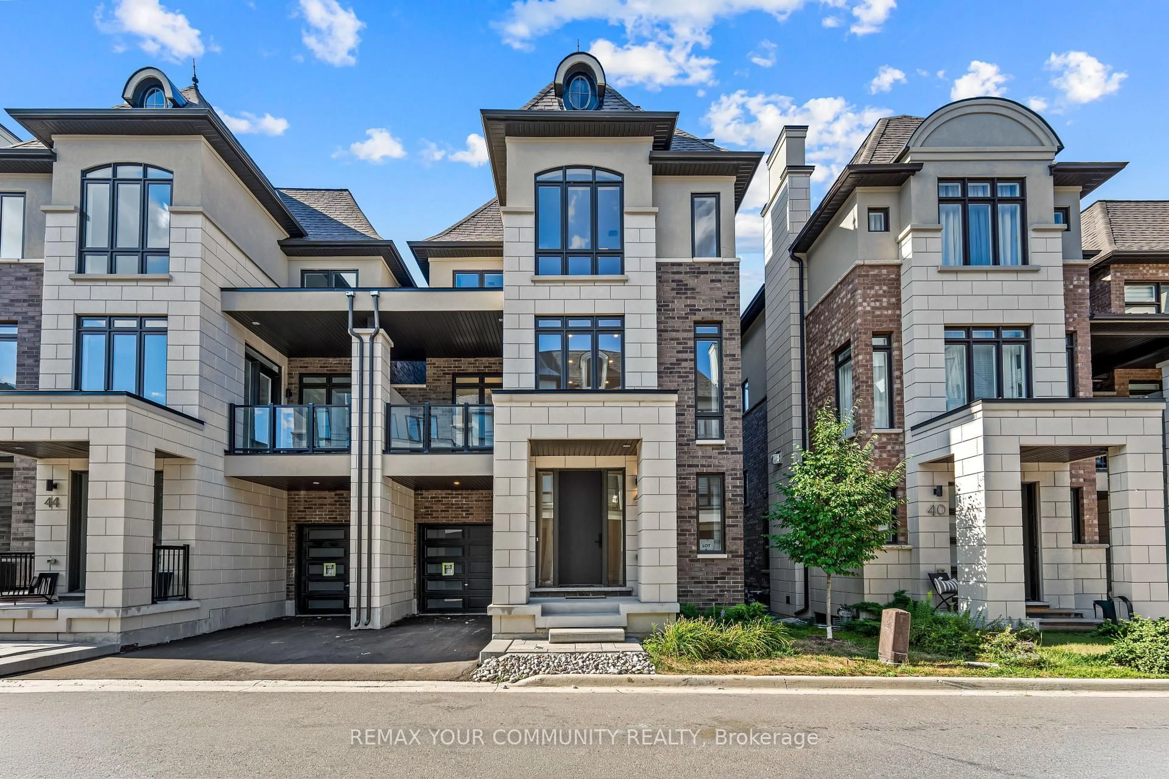 Home with brick exterior material, unknown for 42 Globemaster Lane, Richmond Hill Ontario L4E 1H4