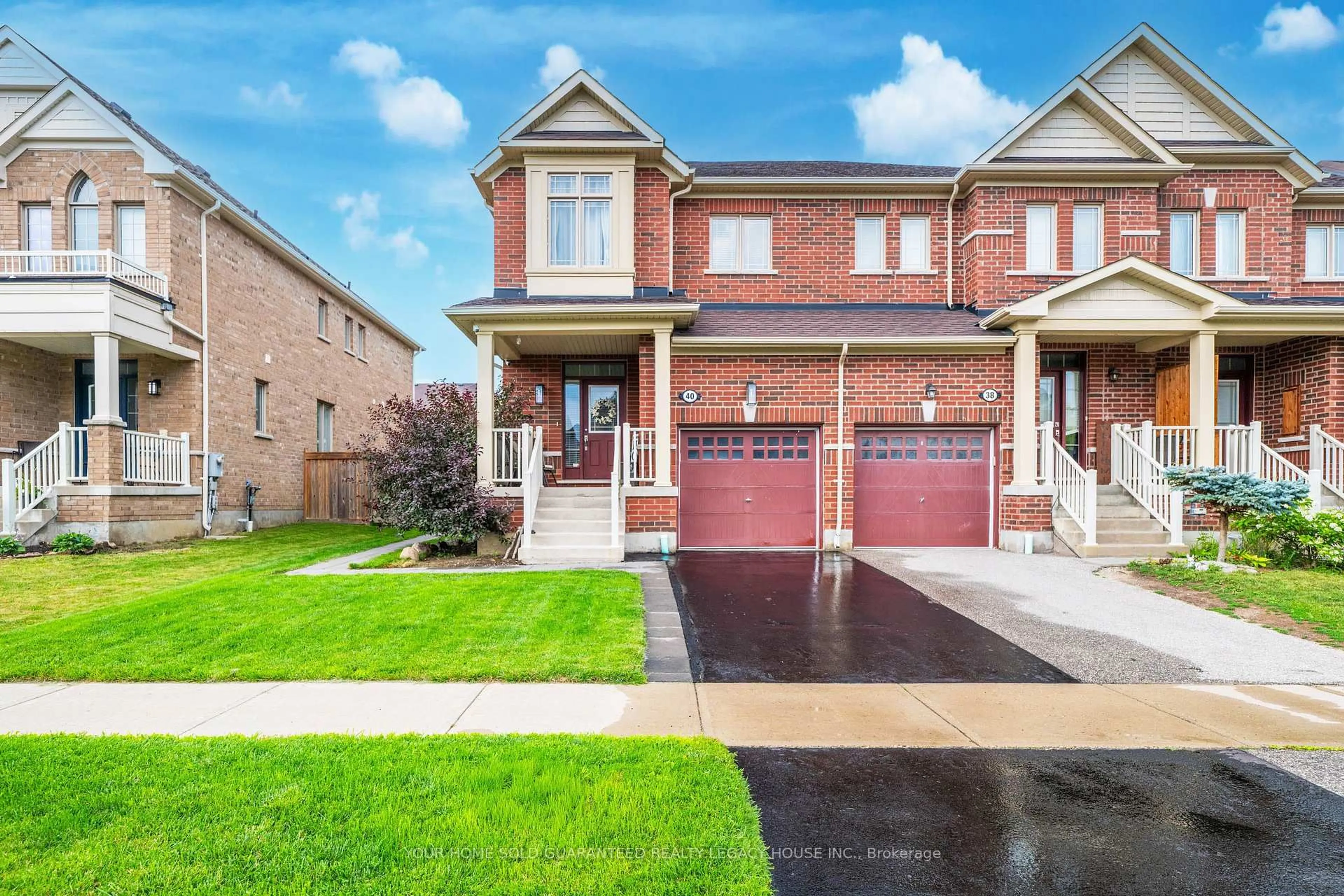 Home with brick exterior material, street for 40 Weaver Terr, New Tecumseth Ontario L0G 1W0