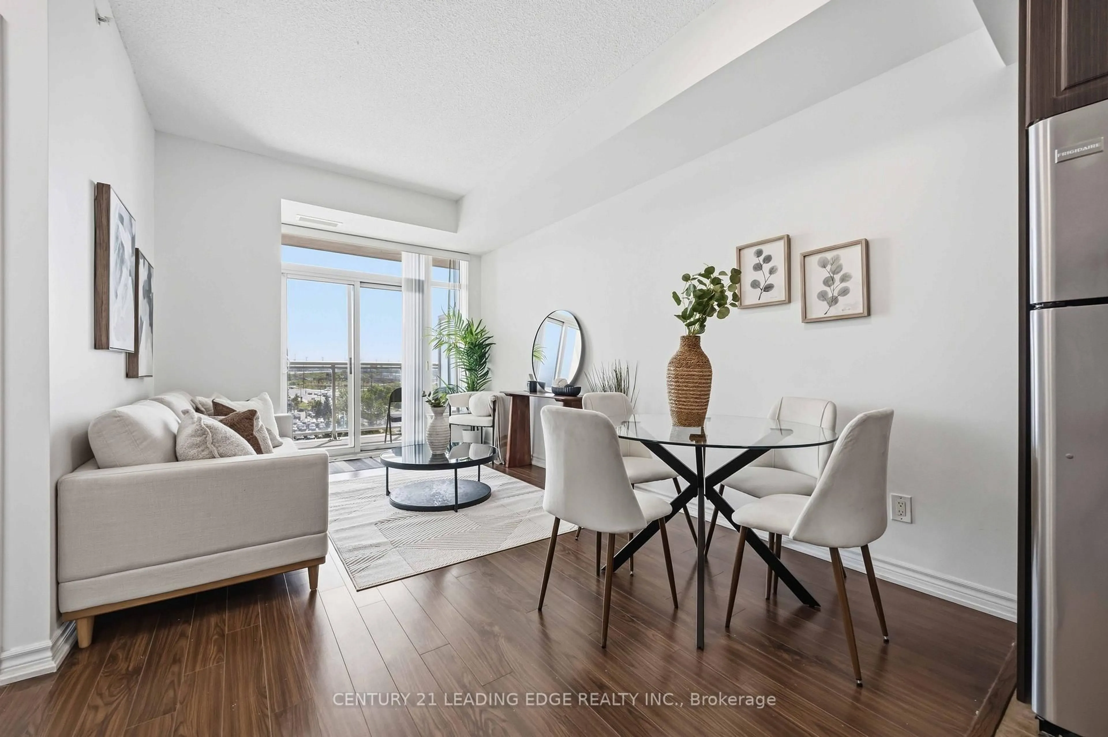 Living room with furniture, unknown for 8323 Kennedy Rd #612, Markham Ontario L3R 5W7