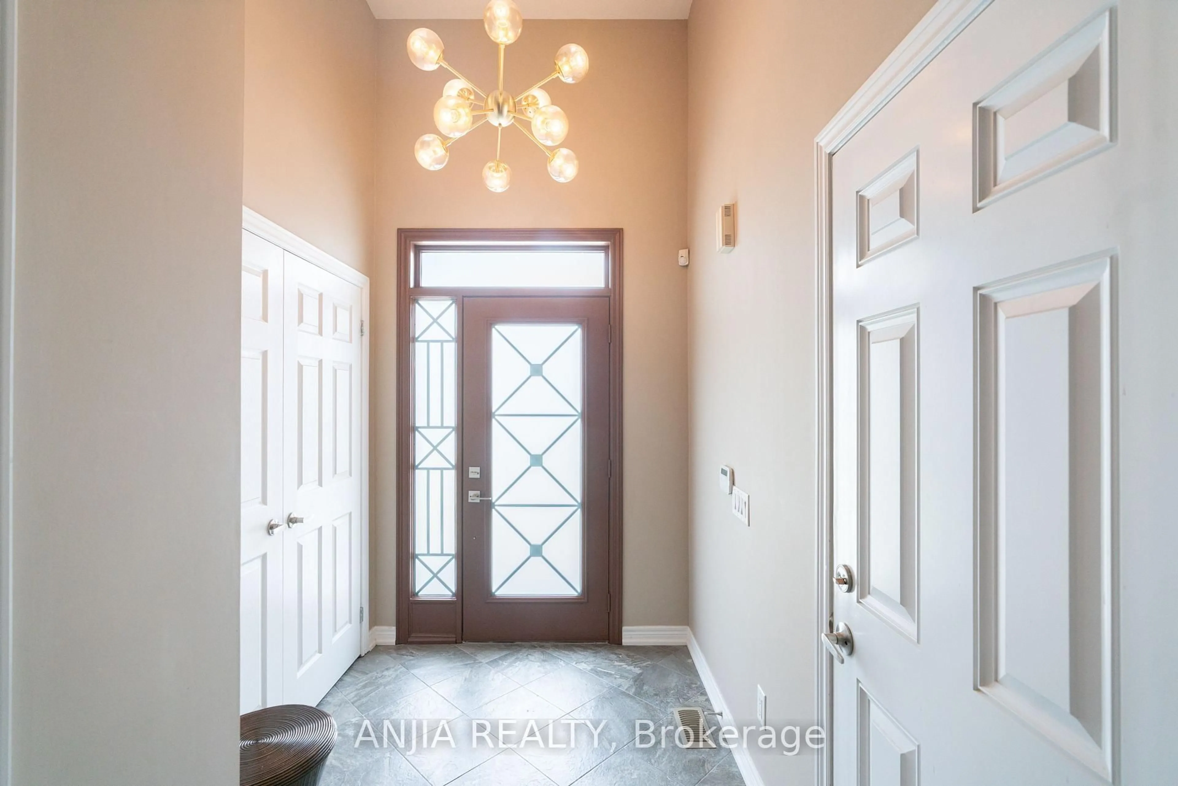 Indoor entryway for 39 Percy Reesor St, Markham Ontario L6C 0N2