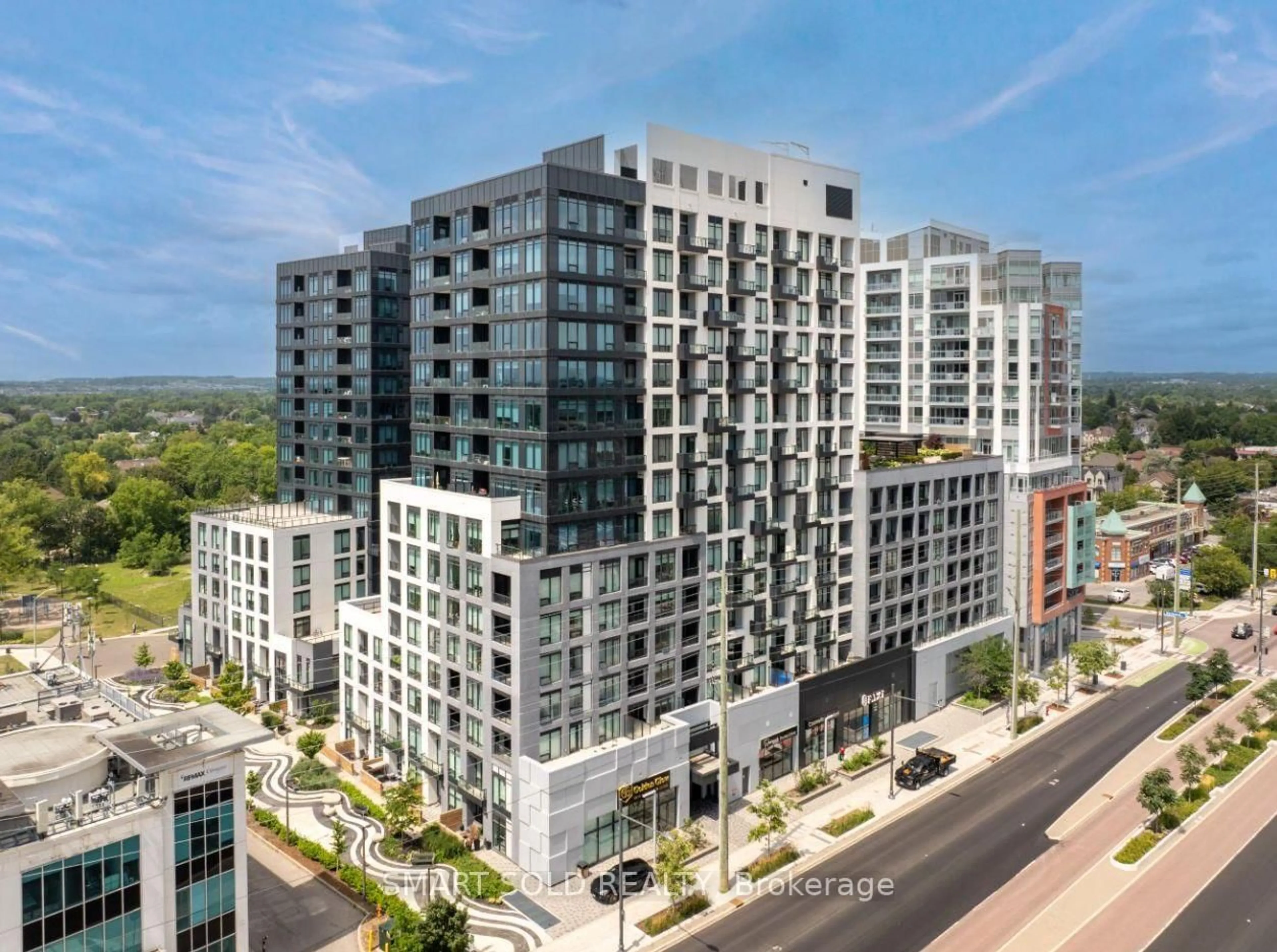 A pic from outside/outdoor area/front of a property/back of a property/a pic from drone, city buildings view from balcony for 8868 Yonge St, Richmond Hill Ontario L4C 0T4