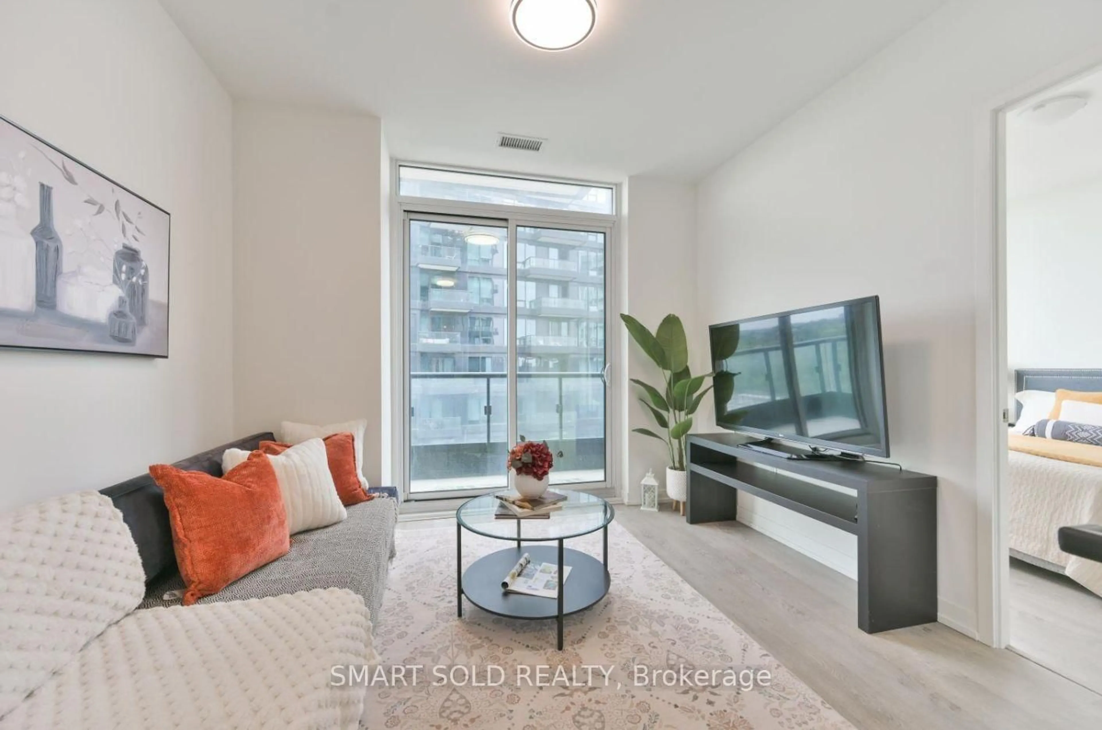 Living room with furniture, unknown for 8868 Yonge St, Richmond Hill Ontario L4C 0T4