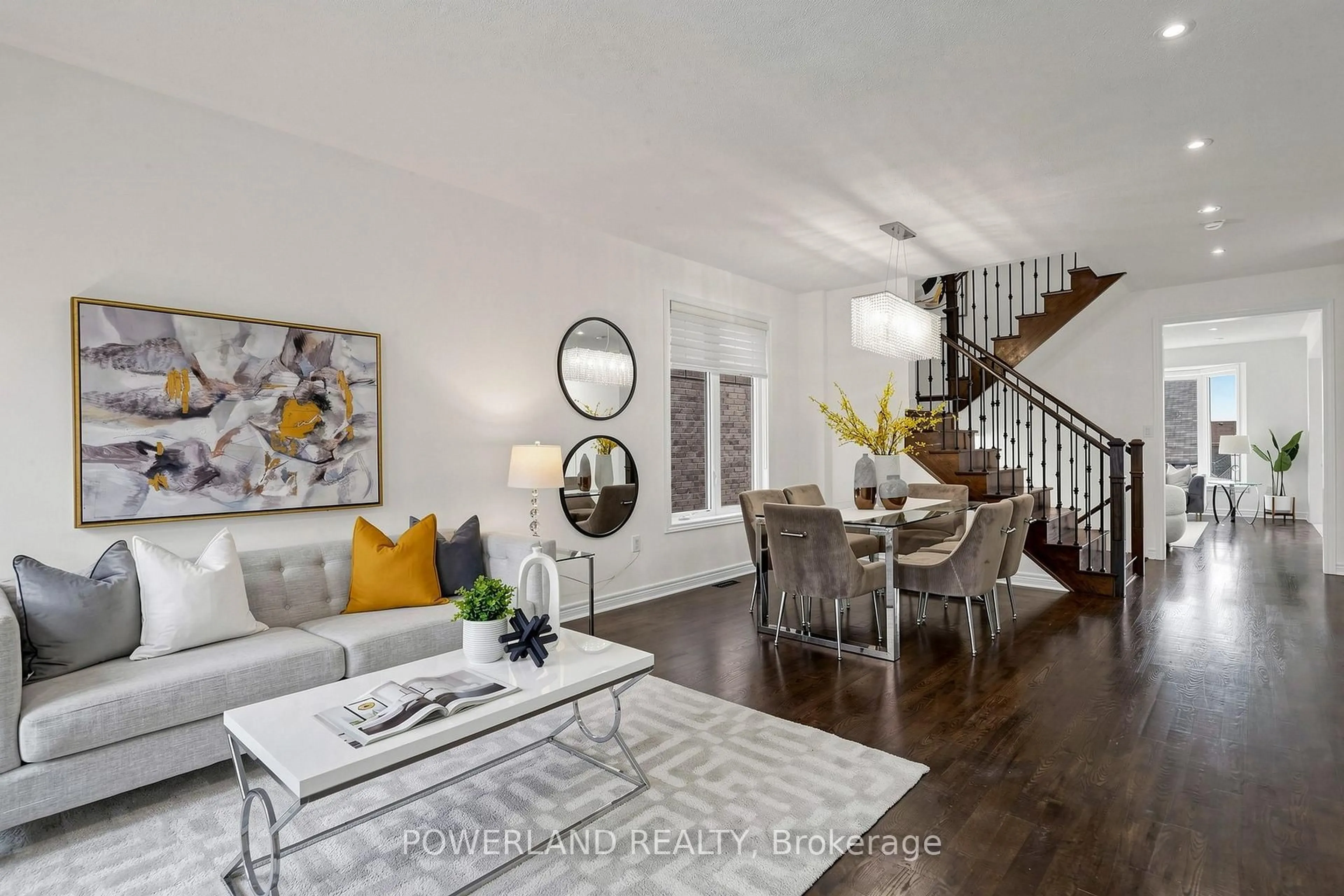 Living room with furniture, unknown for 17 Fierheller Crt, Markham Ontario L6C 0W6