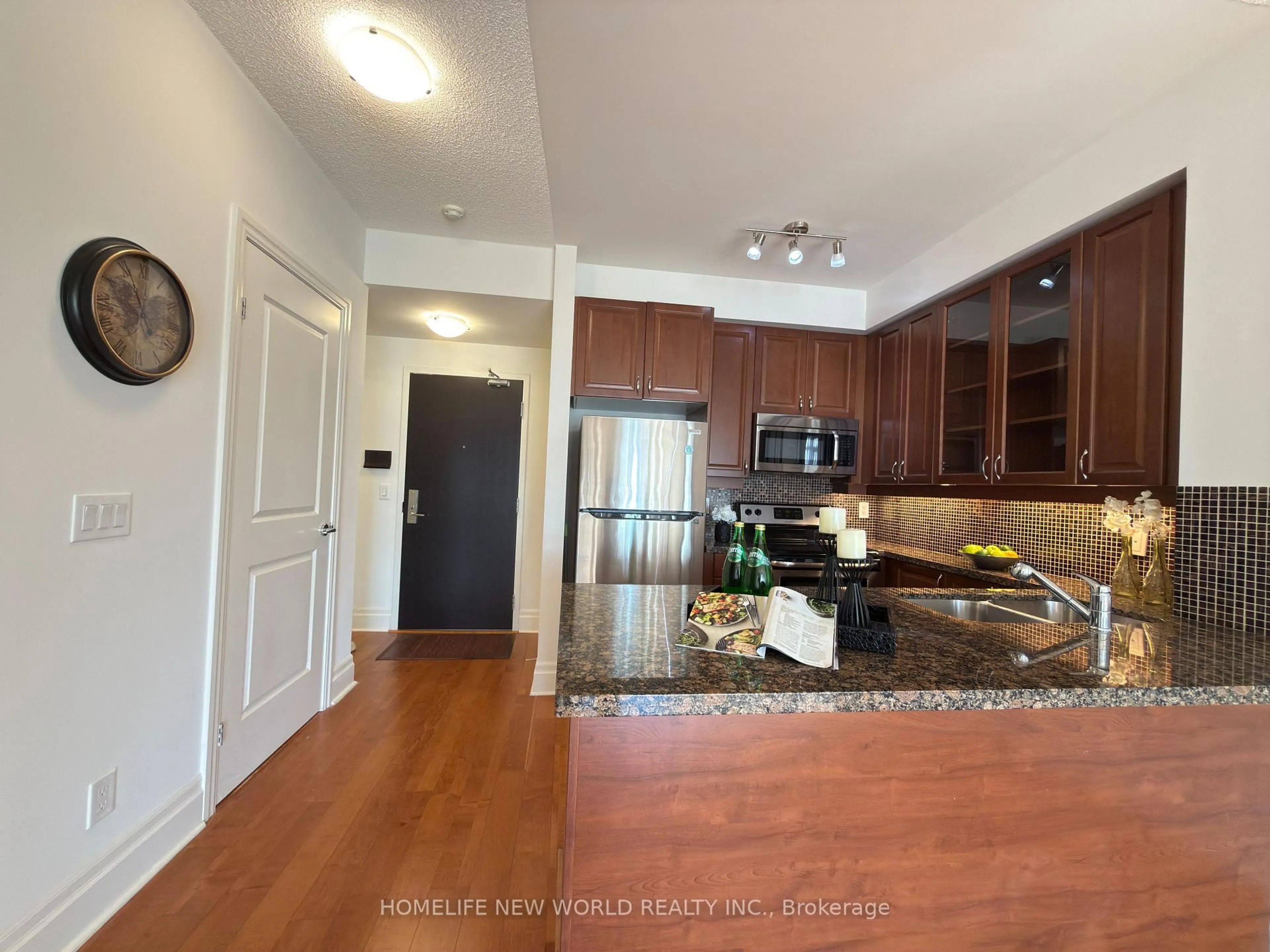 Open concept kitchen, unknown for 151 Upper Duke Cres #403, Markham Ontario L6G 0E1