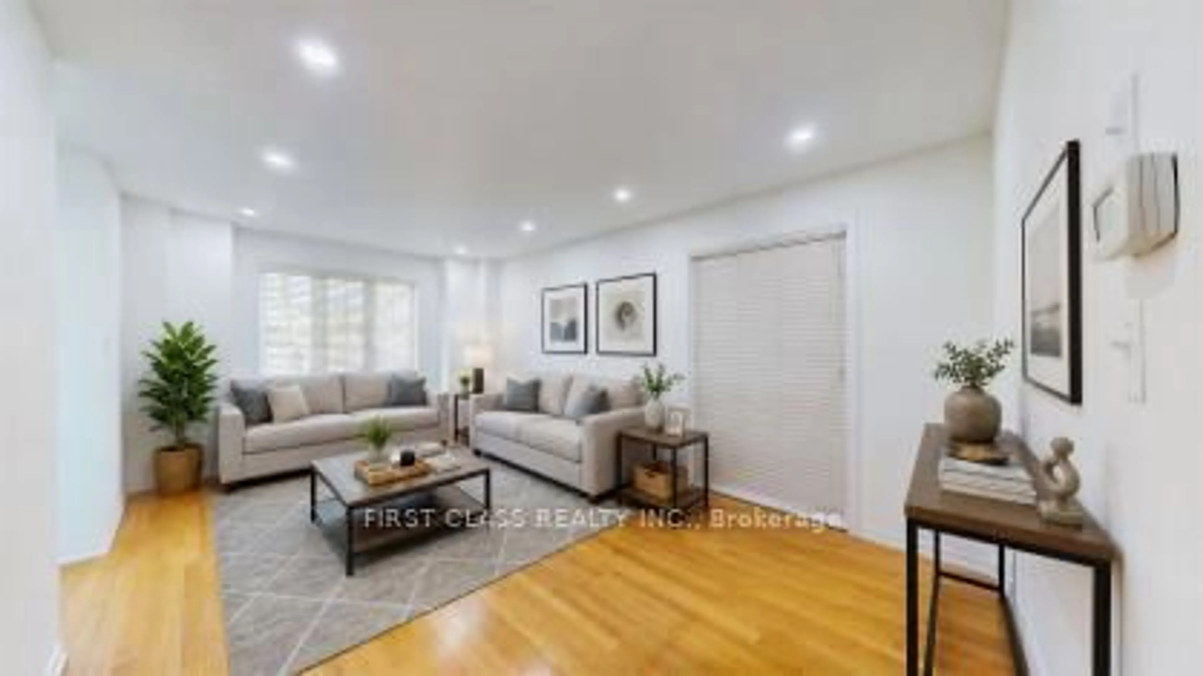 Living room with furniture, wood/laminate floor for 570 Hoover Park Dr, Whitchurch-Stouffville Ontario L4A 0S8