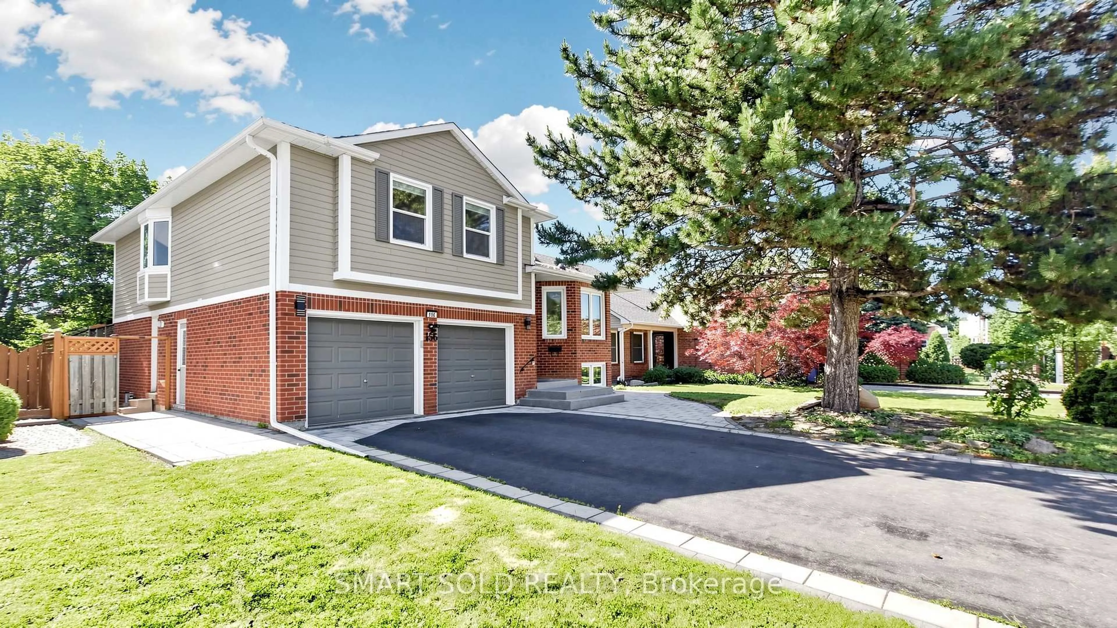 Home with brick exterior material, street for 156 Brammar St, Newmarket Ontario L3Y 7T3