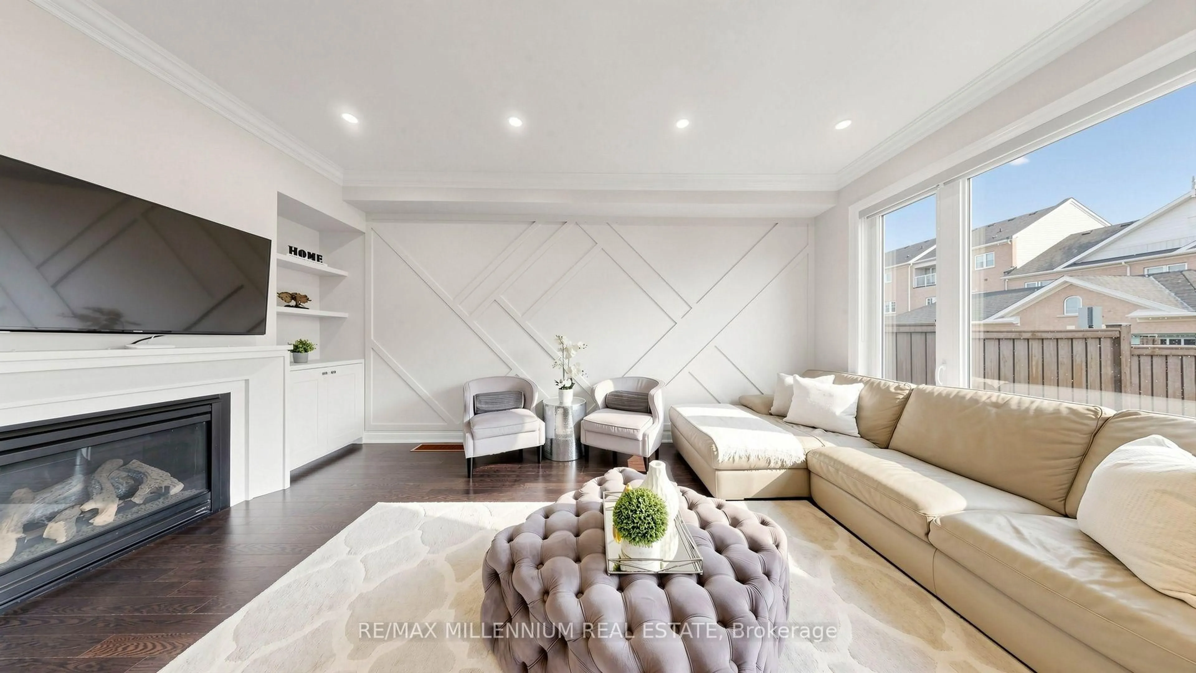 Living room with furniture, unknown for 353 Moody Dr, Vaughan Ontario L4H 3Z8