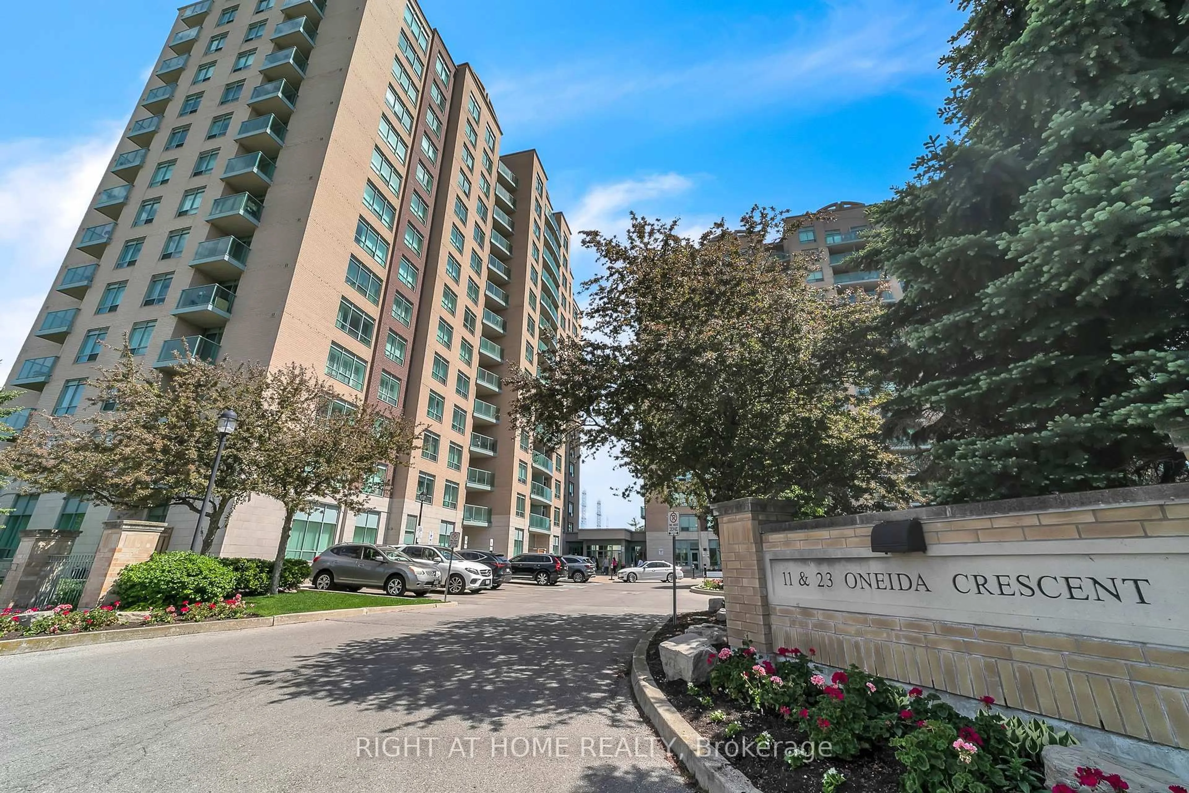 Unknown for 11 Oneida Cres #1202, Richmond Hill Ontario L4B 0A1