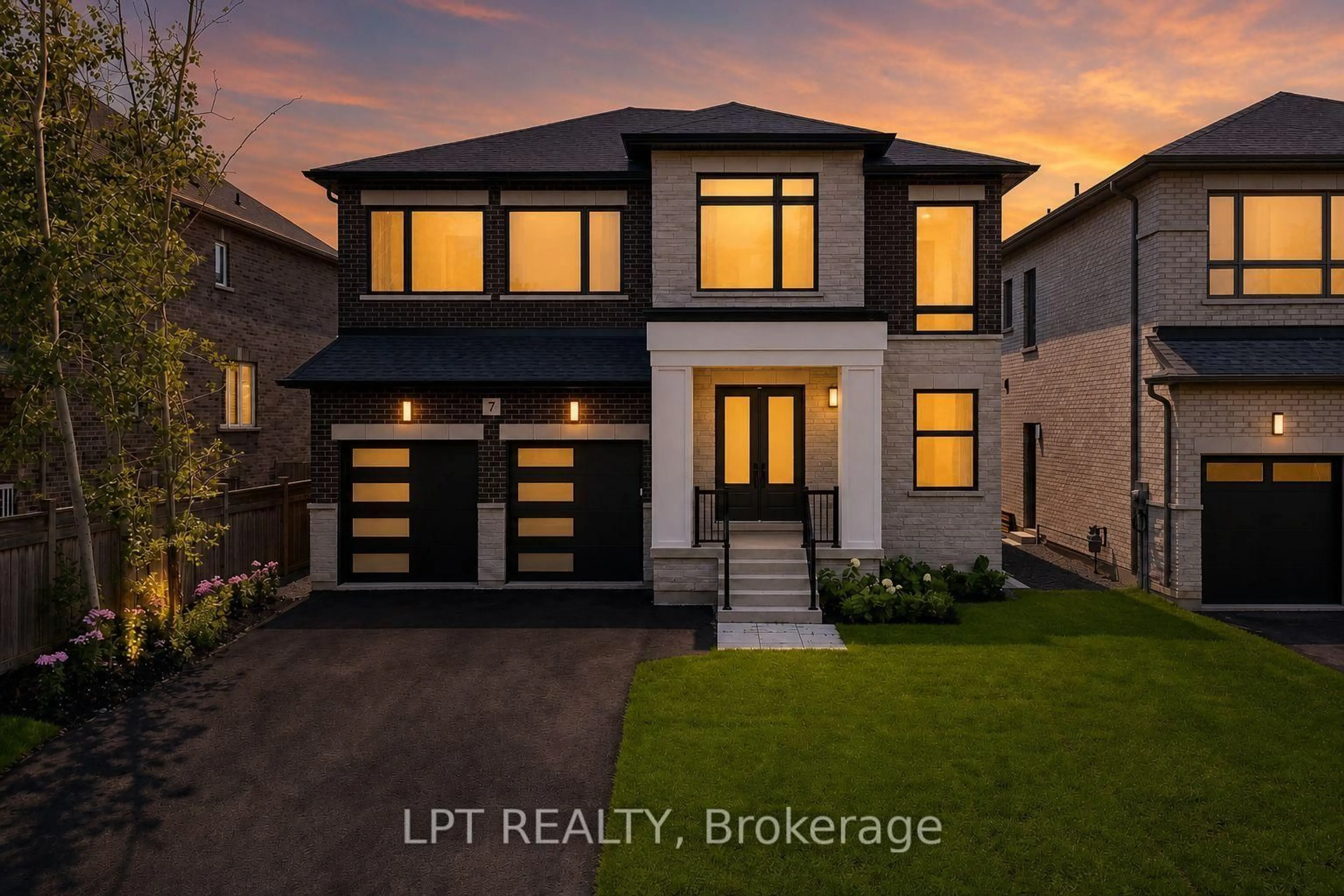 Home with brick exterior material, street for 7 Richmond Park Dr, Georgina Ontario L4P 0H2