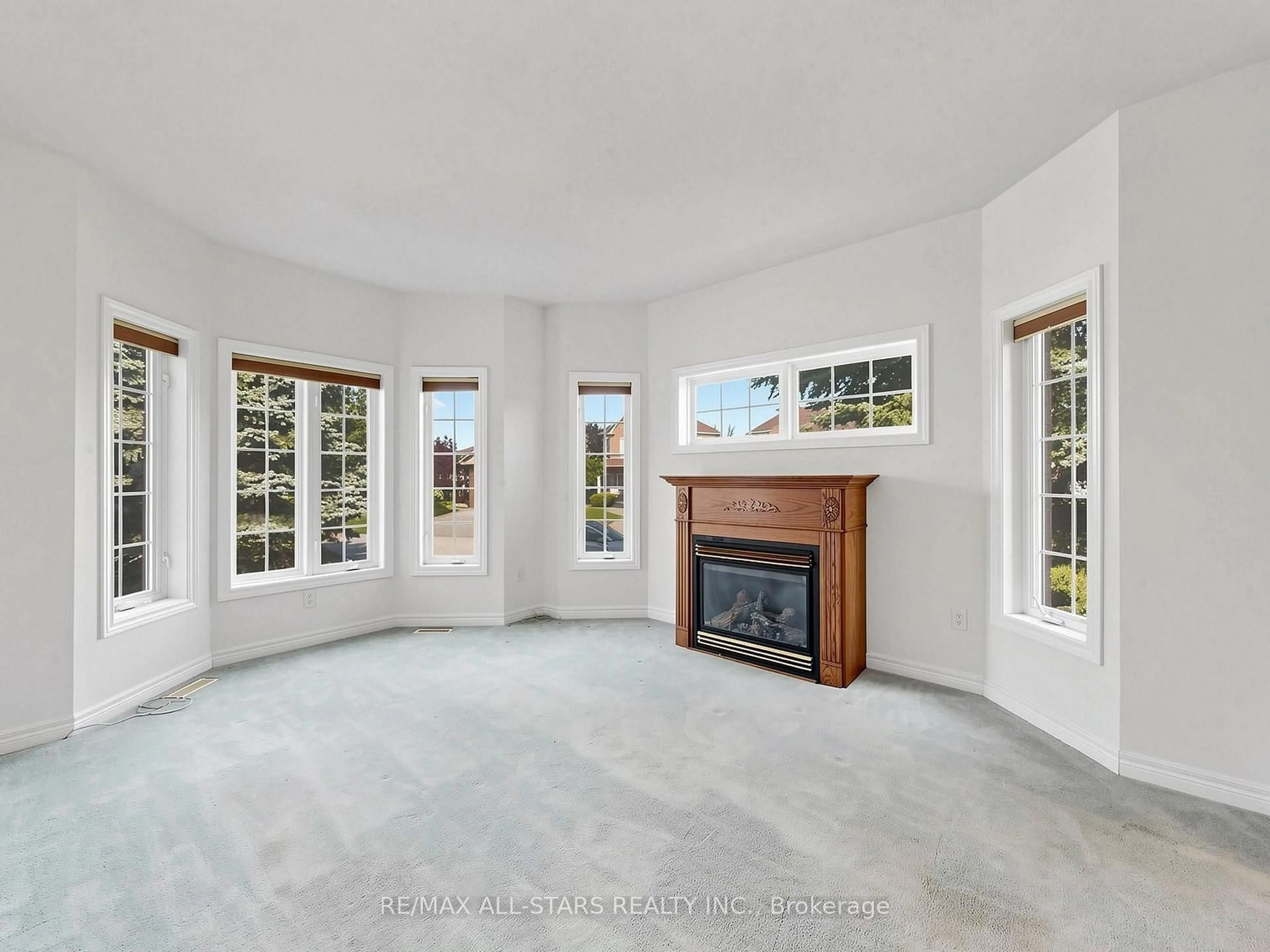 A pic of a room for 1178 Mitchell Crt, Innisfil Ontario L9S 5A5