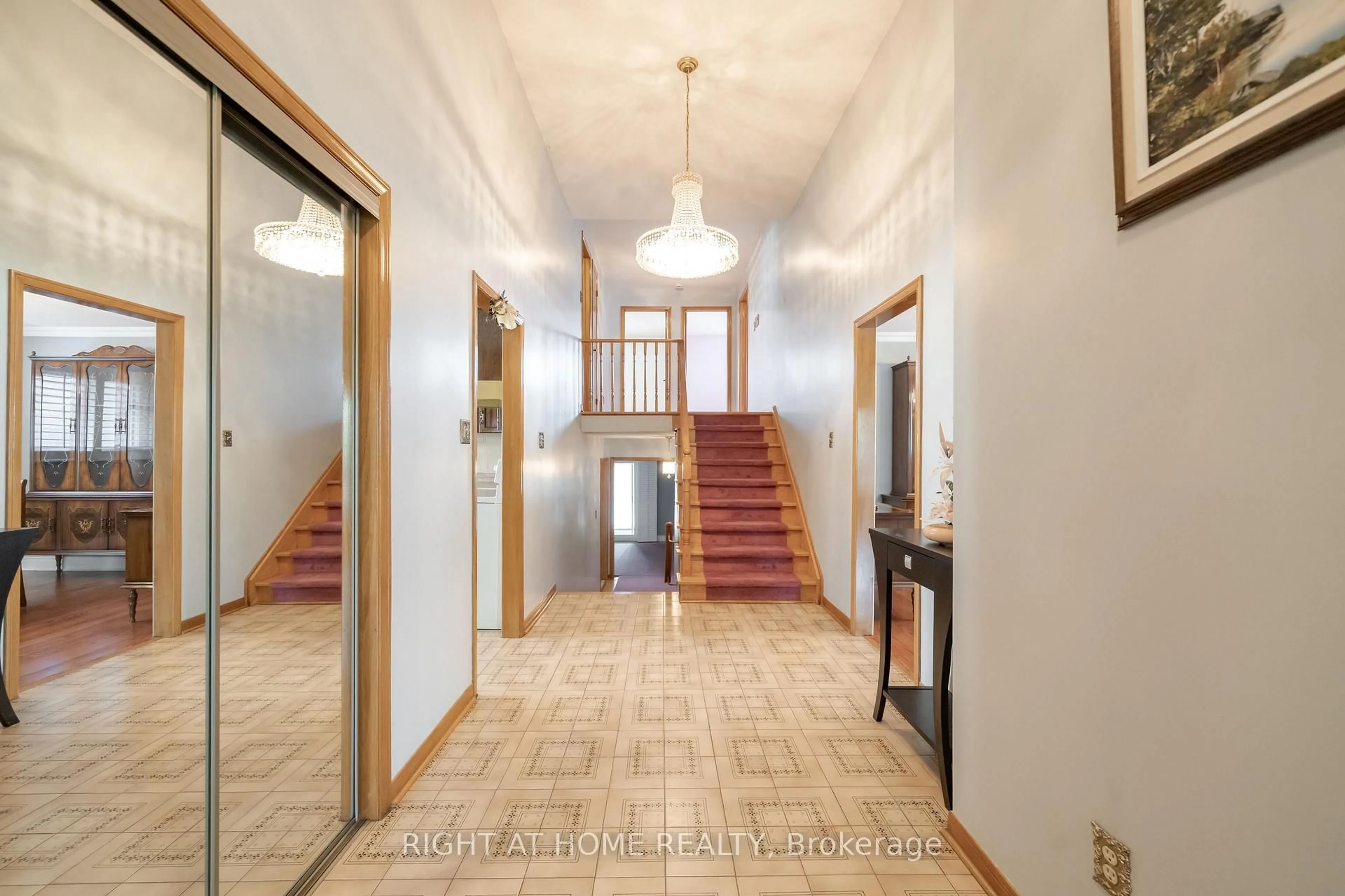 Indoor foyer for 11 Timber Lane, Vaughan Ontario L4L 3J6