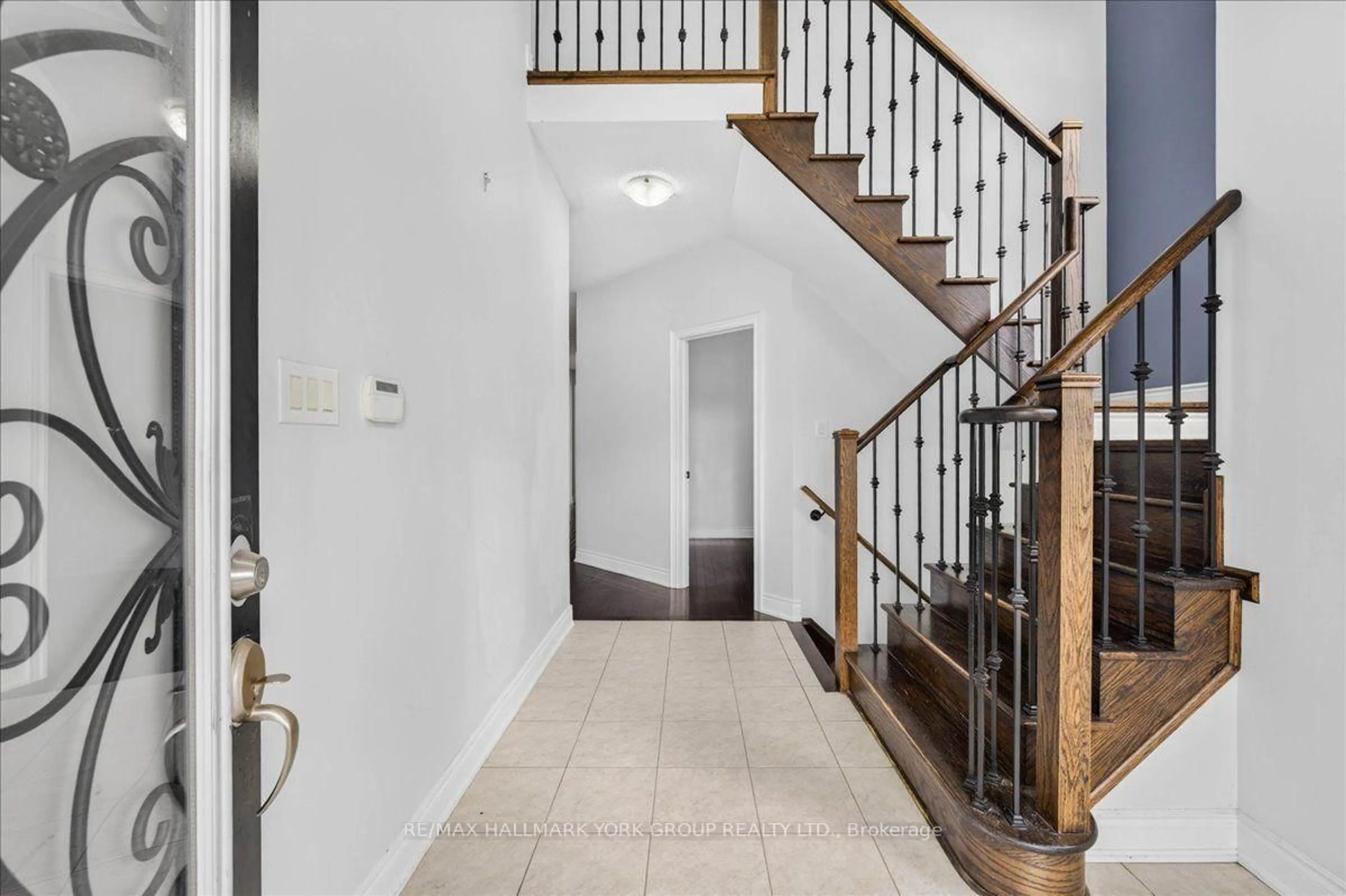 Unknown for 2094 Webster Blvd, Innisfil Ontario L9S 0J2