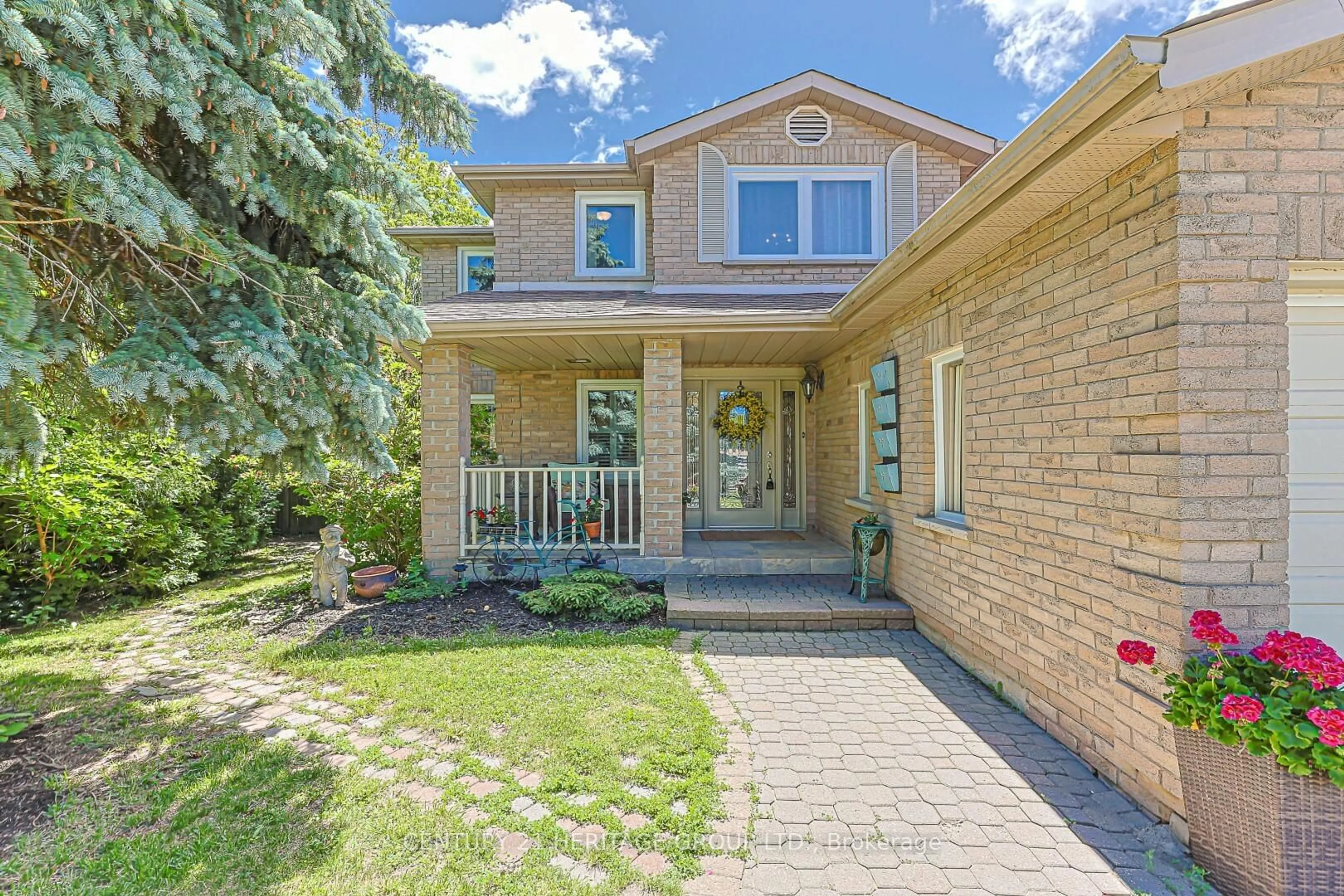 Home with brick exterior material, street for 12 Gres Crt, Bradford West Gwillimbury Ontario L3Z 2S4