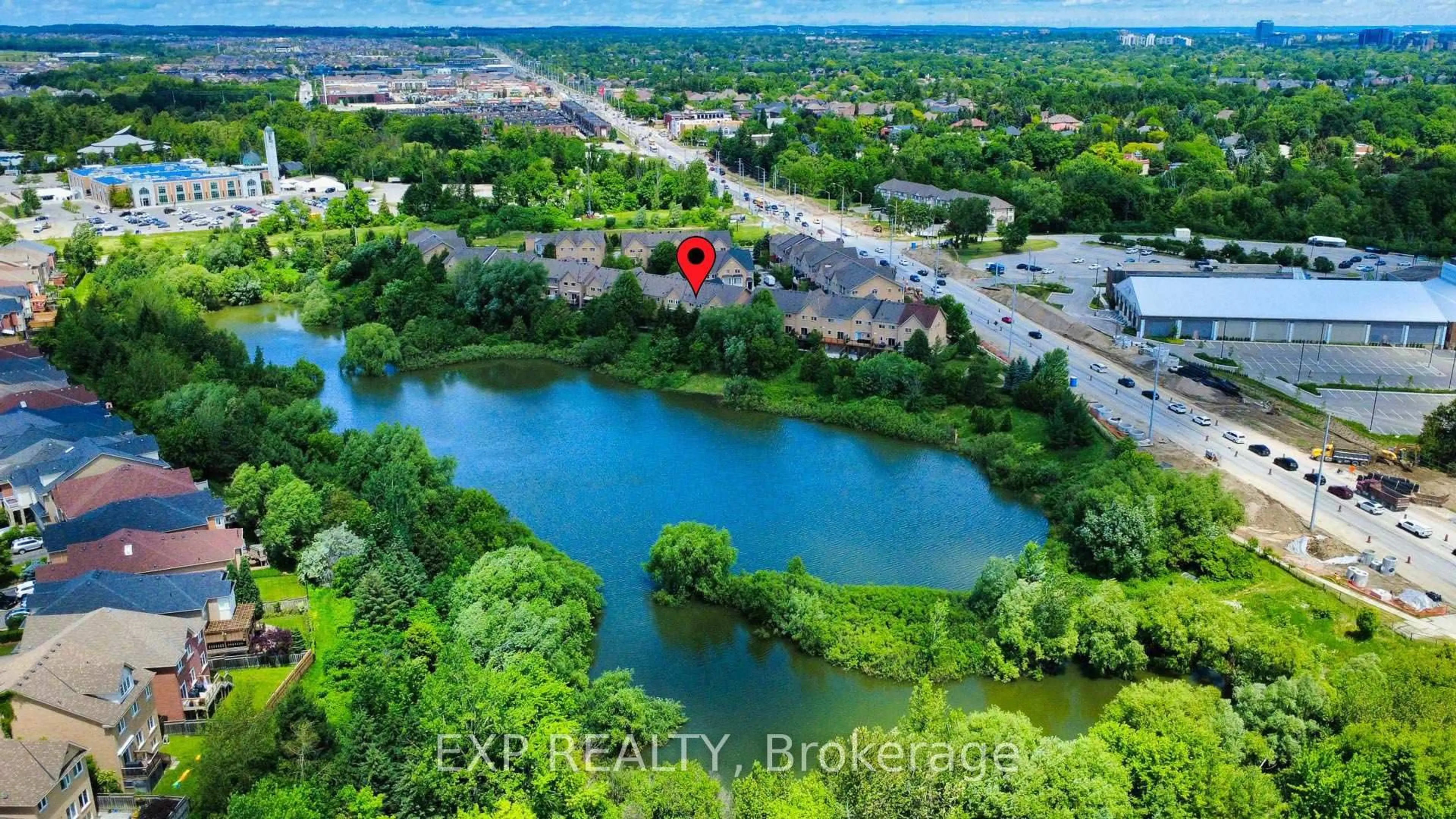 A pic from outside/outdoor area/front of a property/back of a property/a pic from drone, water/lake/river/ocean view for 8900 Bathurst St #9, Vaughan Ontario L4J 8A7