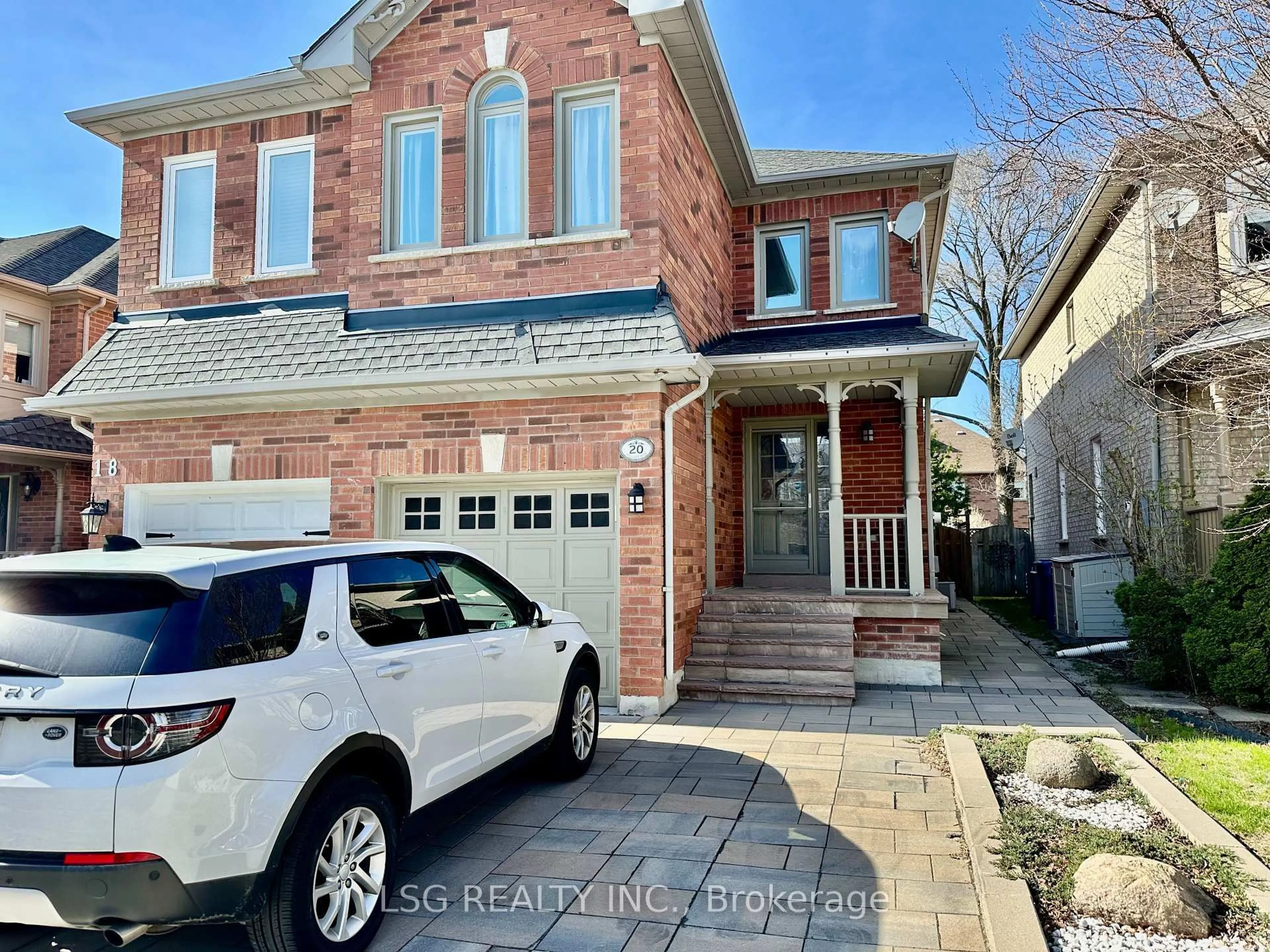 Home with brick exterior material, street for 20 Hollidge Blvd, Aurora Ontario L4G 7H7