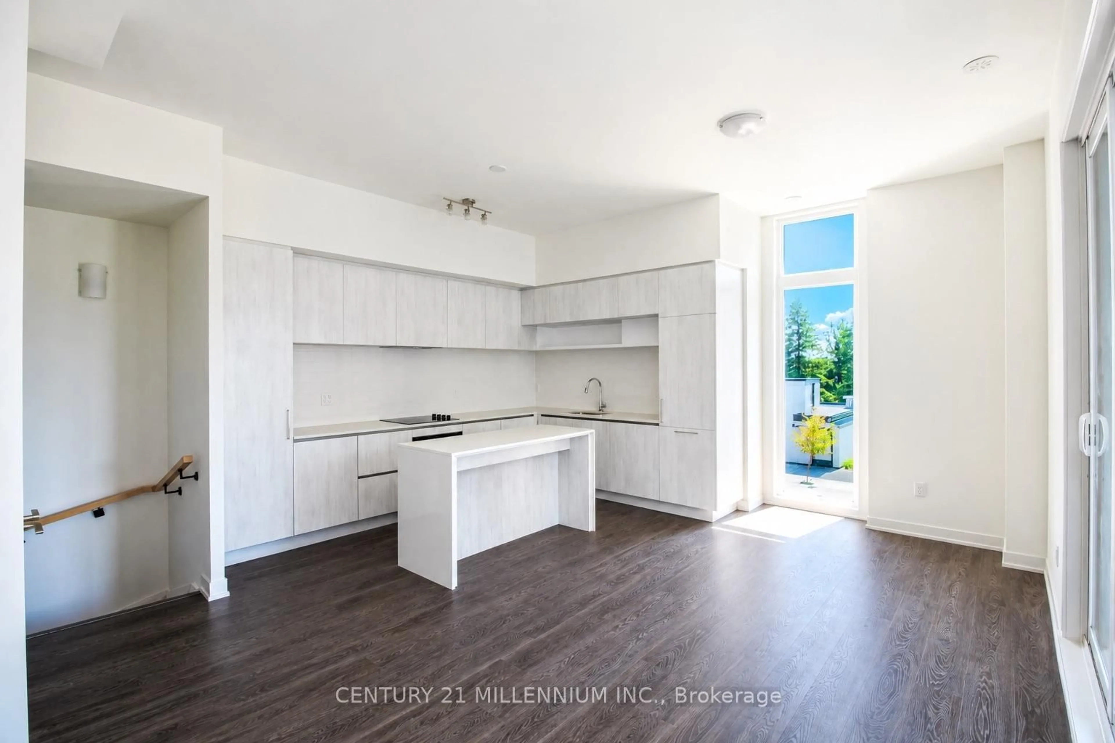 Open concept kitchen, unknown for 12 David Eyer Rd #1103, Richmond Hill Ontario L4S 0N3