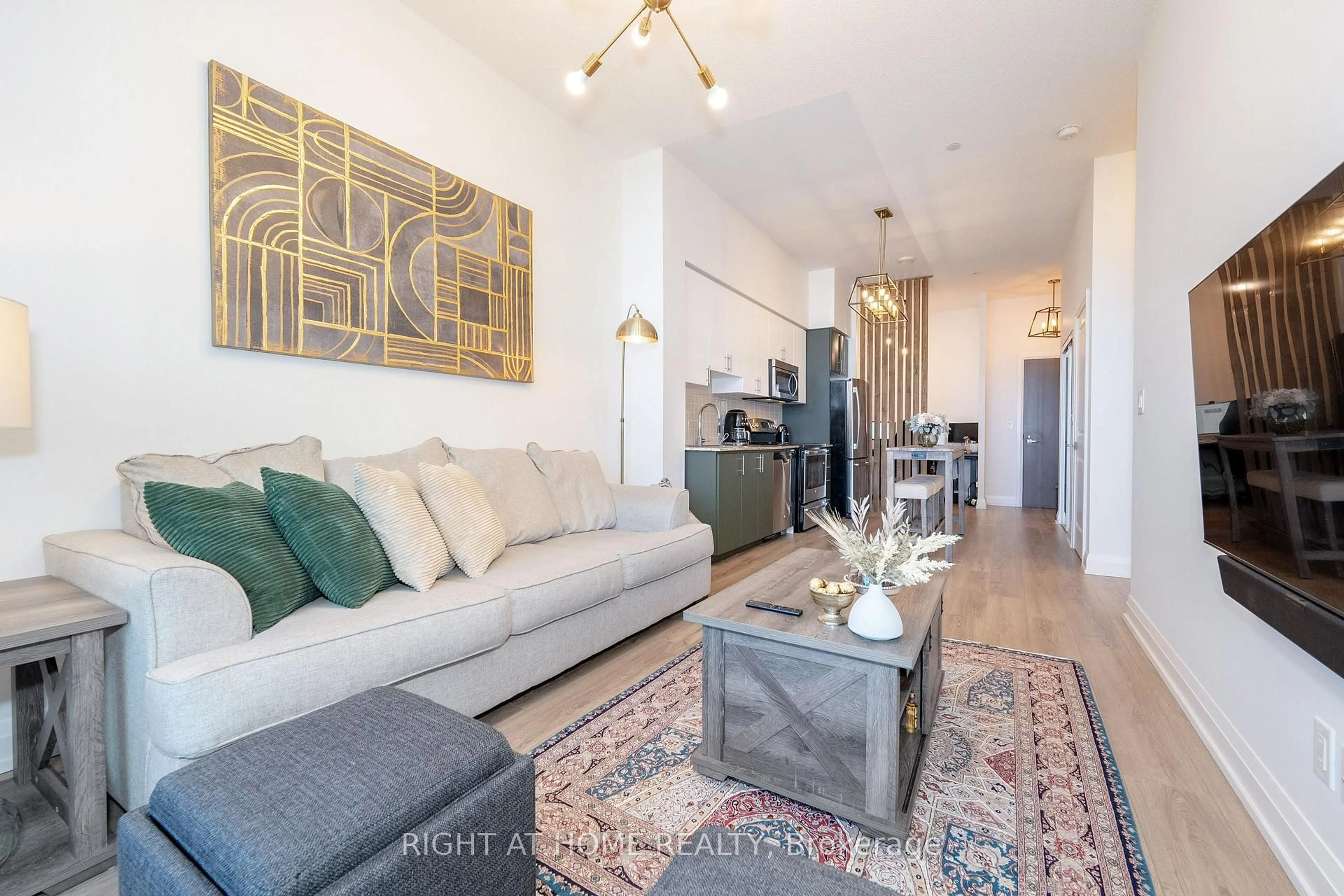 Living room with furniture, unknown for 7171 Yonge St #306, Markham Ontario L3T 0C5